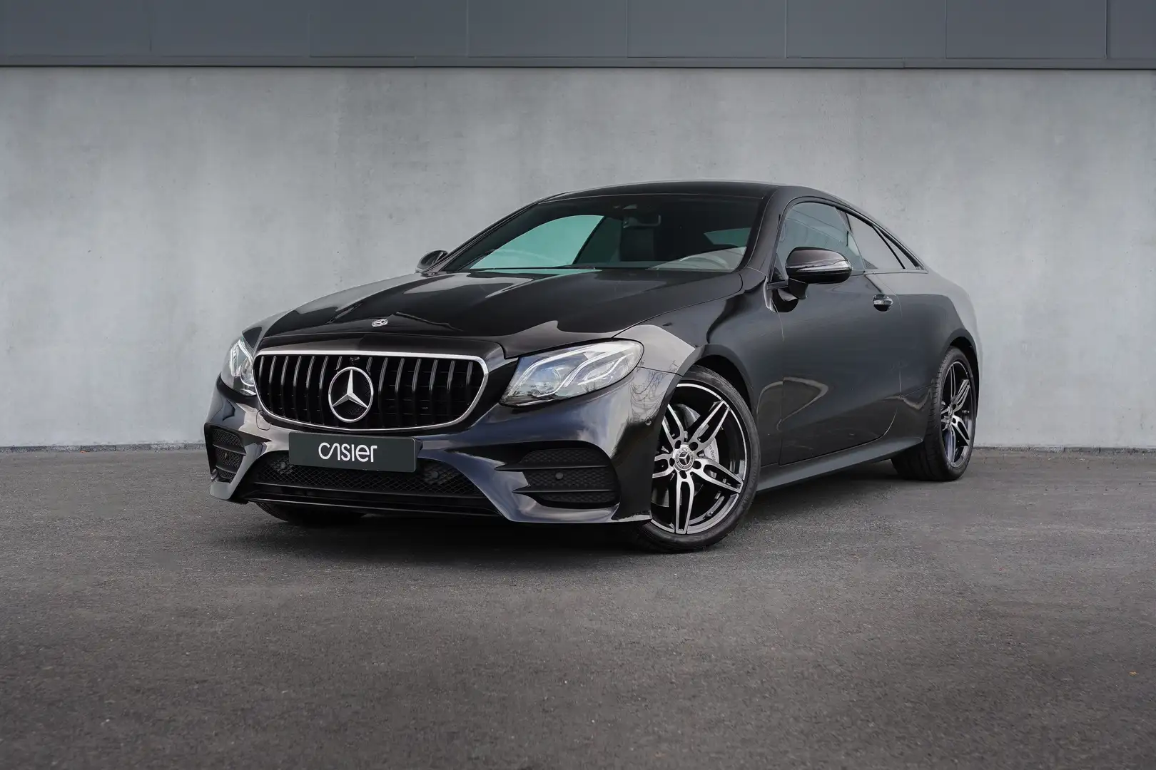 Mercedes-Benz E 200 Coupé 9G-TRONIC AMG Line l Multibeam l Ambient Negro - 1