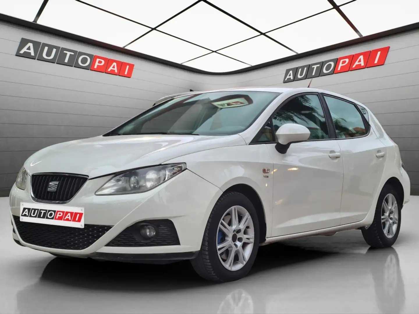 SEAT Ibiza 1.6TDI CR Style DPF 105 Blanco - 1