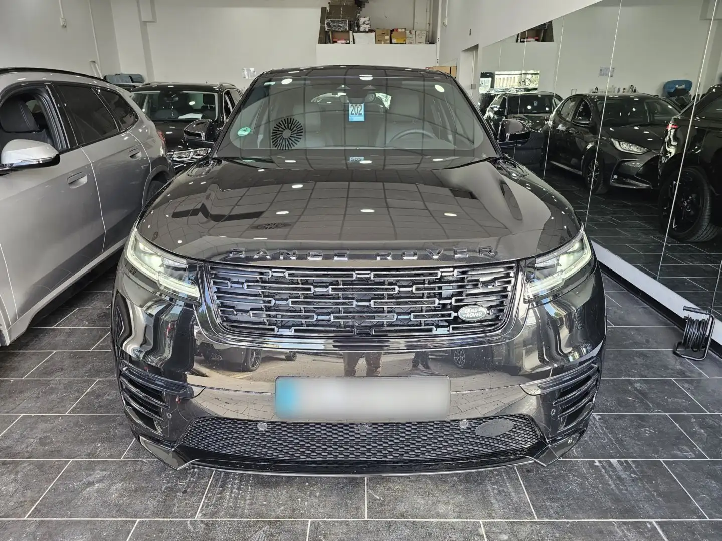 Land Rover Range Rover Velar Dynamic SE Tetto C.21 Navi ACC BlackPack Nero - 2