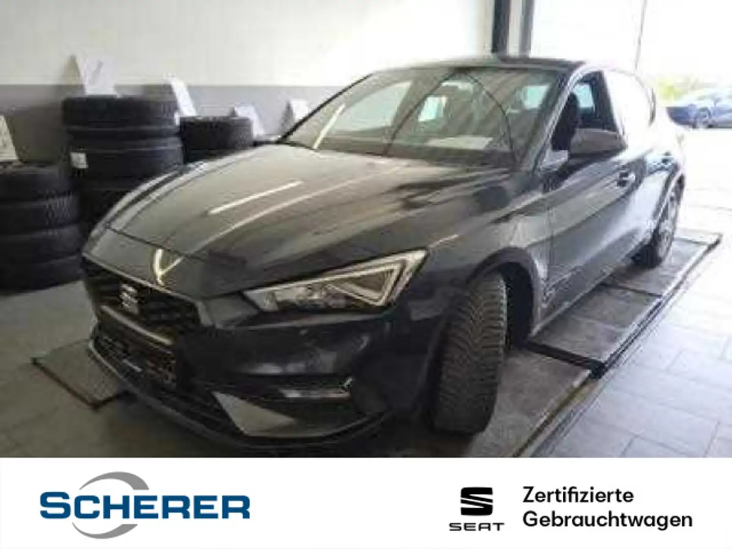 SEAT Leon 1.5 eTSI FR DSG ACC CARPLAY KEYLESS LED NAV Grau - 1