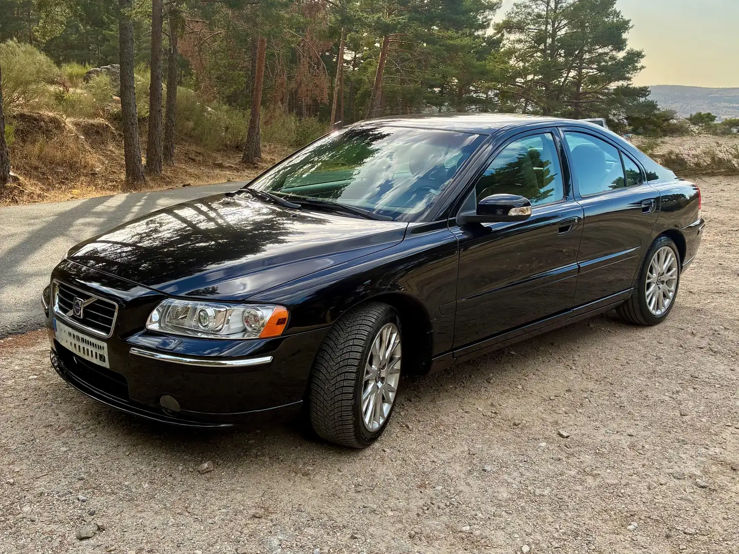 Volvo S60 S60 2.4 D5 Summum 185 Aut. Negro - 1