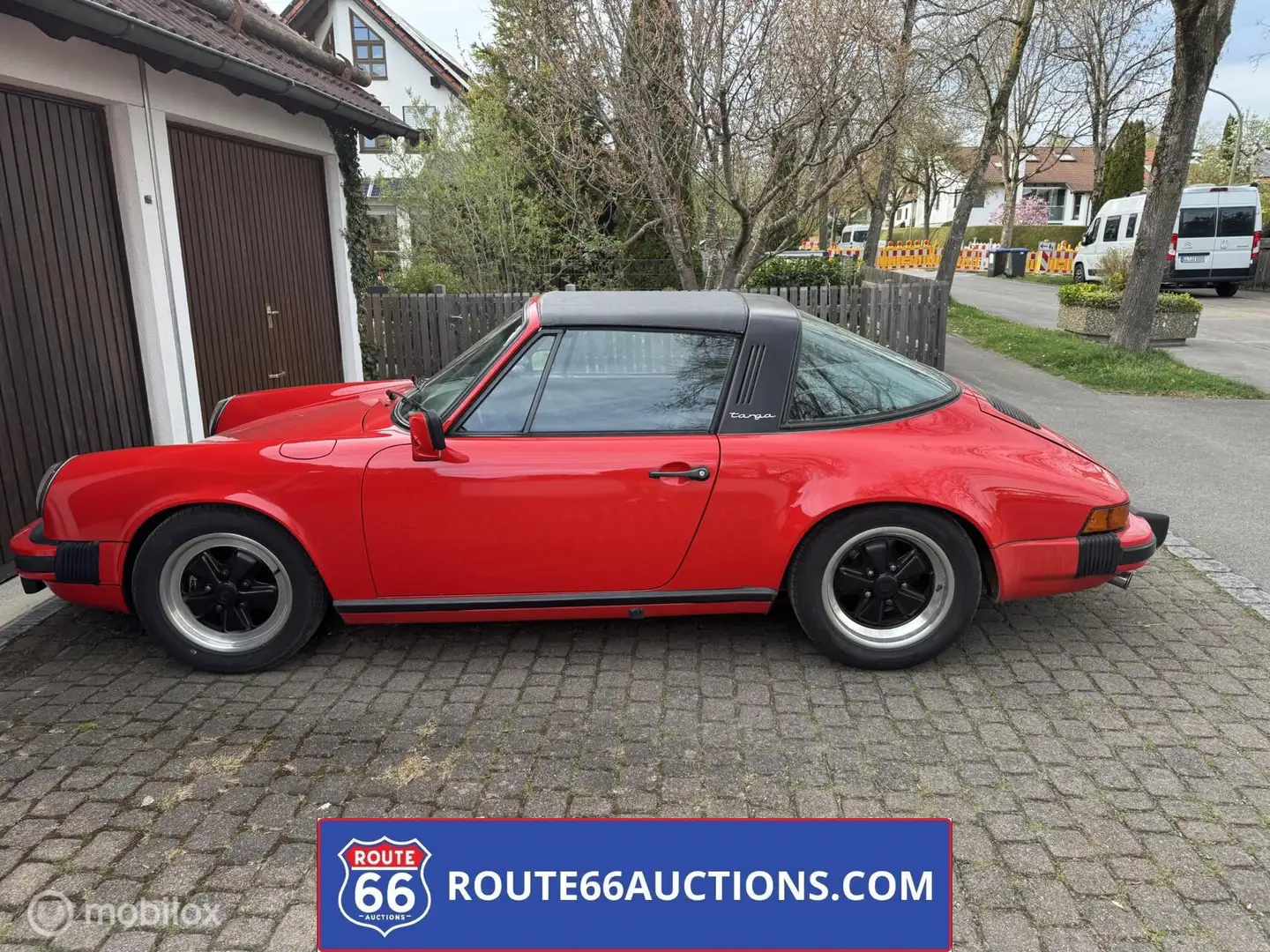 Porsche 930 3.0 SC Coupé Червоний - 2
