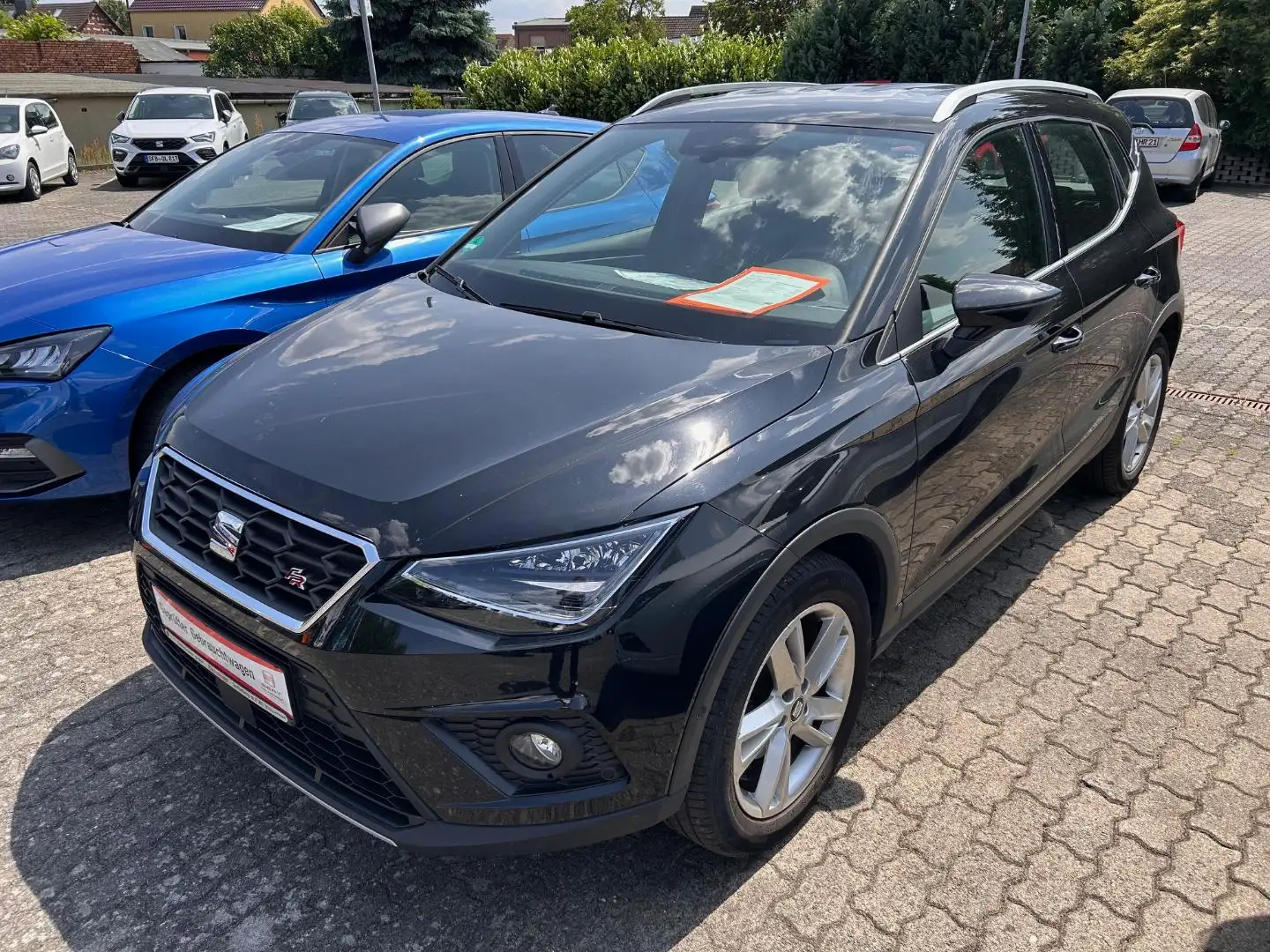 SEAT Arona FR Schwarz - 1
