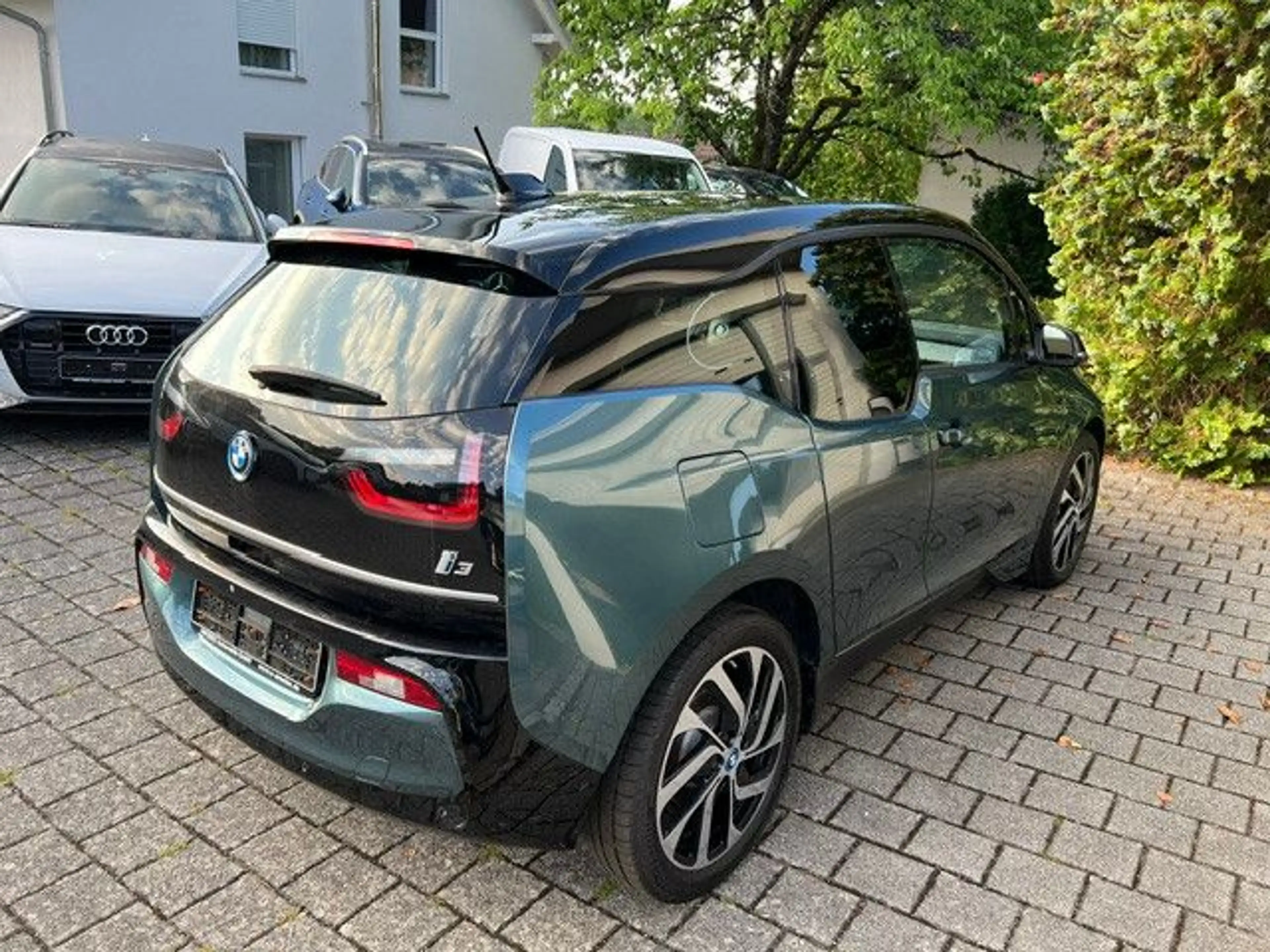 BMW i3 125KW 170PS /Sportpaket / Navi/PDC-Kamera/SH — photo 7