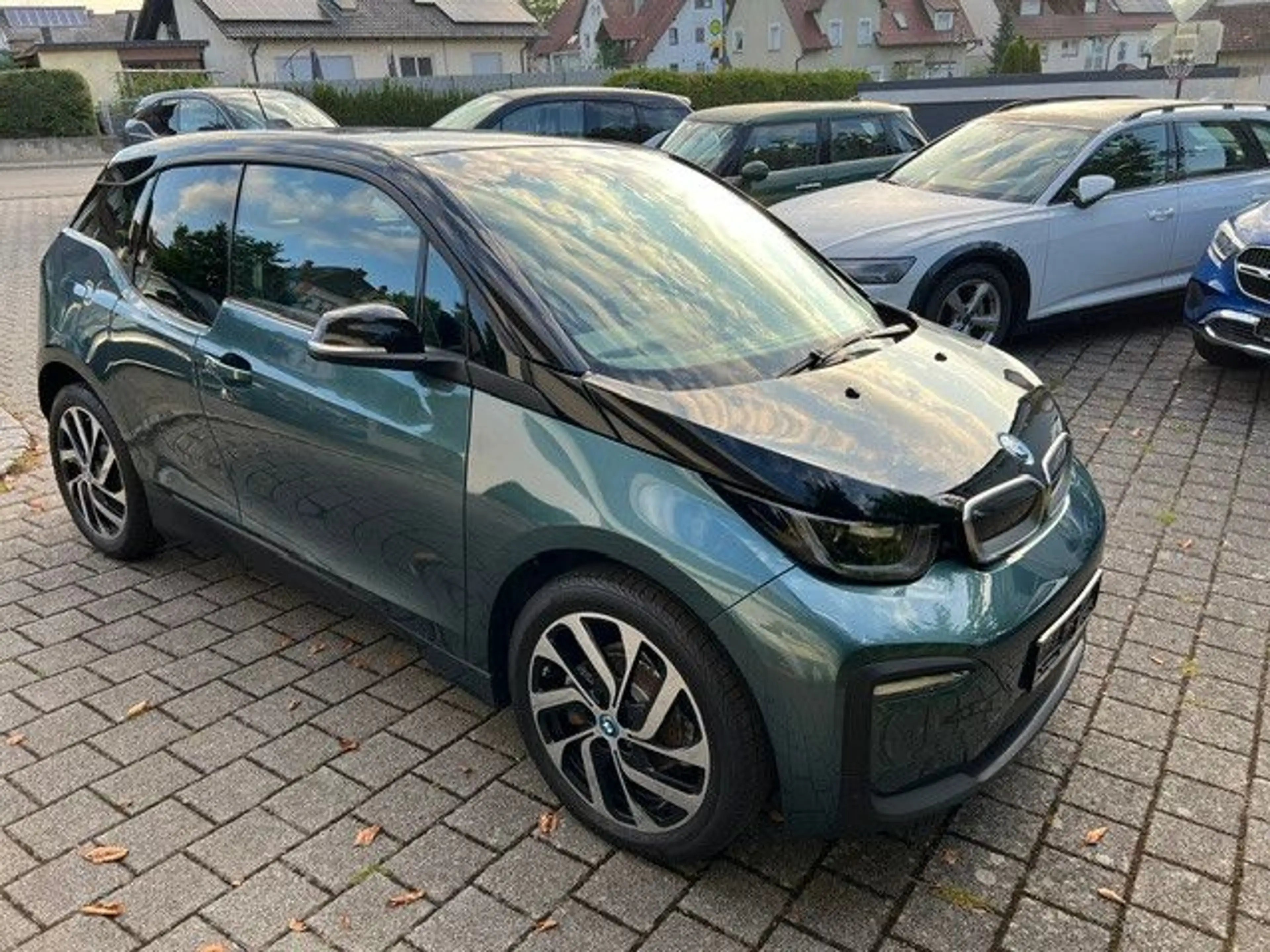 BMW i3 125KW 170PS /Sportpaket / Navi/PDC-Kamera/SH