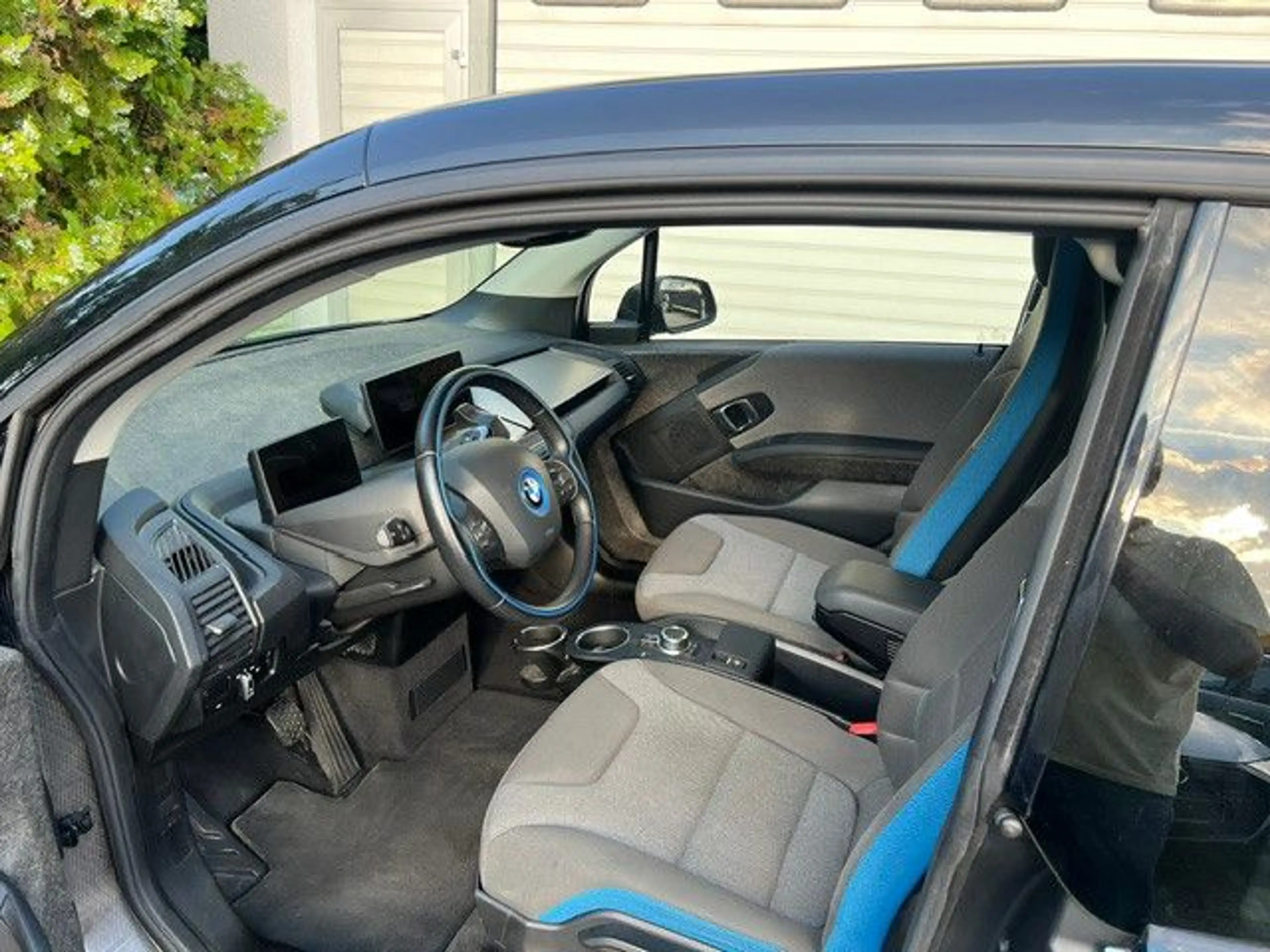 BMW i3 125KW 170PS /Sportpaket / Navi/PDC-Kamera/SH — photo 10