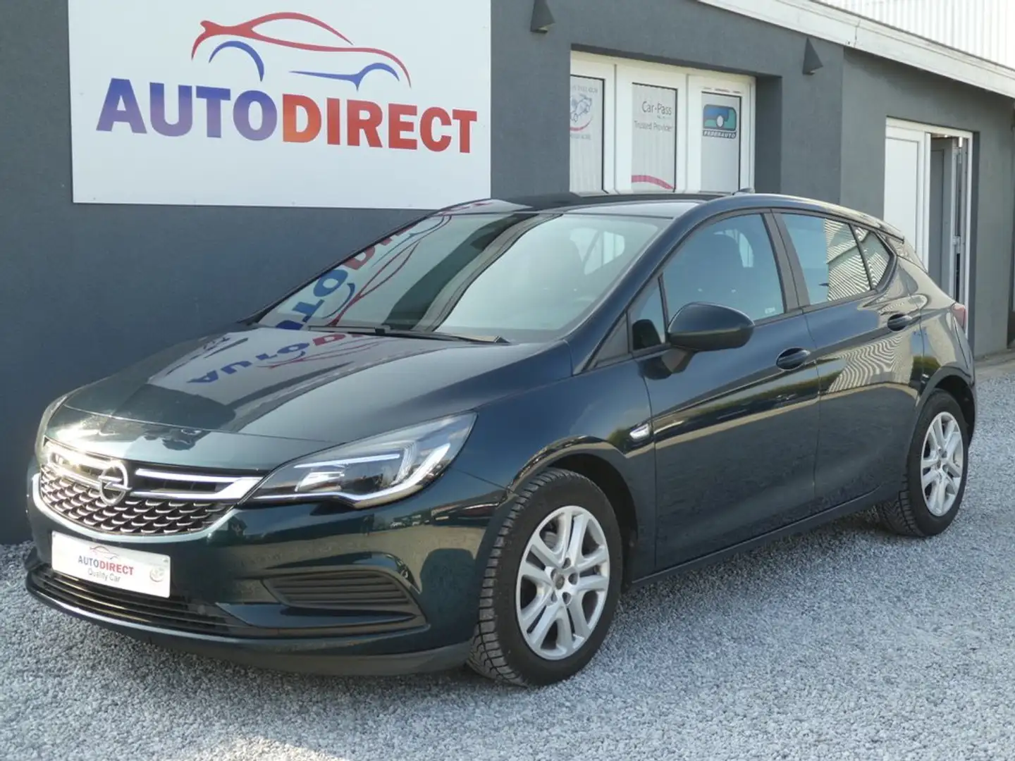Opel Astra 1.6 CDTi ECOTEC D Dynamic Navi, Airco, Smartlink Groen - 1