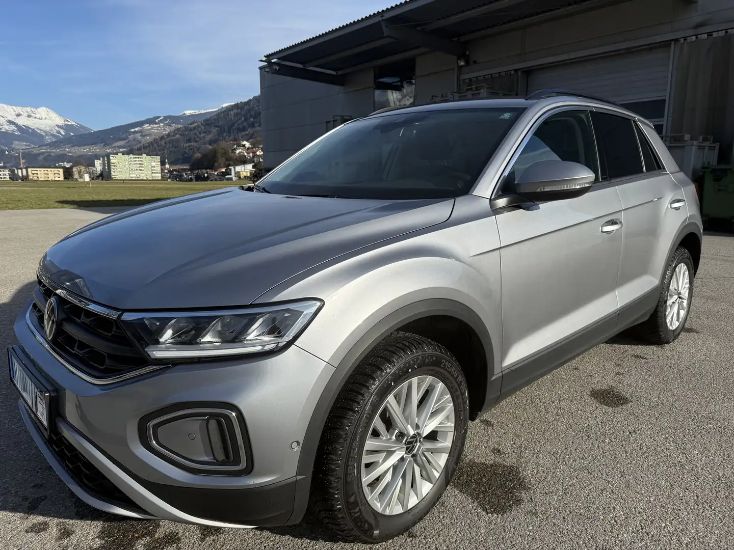 Volkswagen T-Roc 1,5 TSI ACT Life DSG - 1
