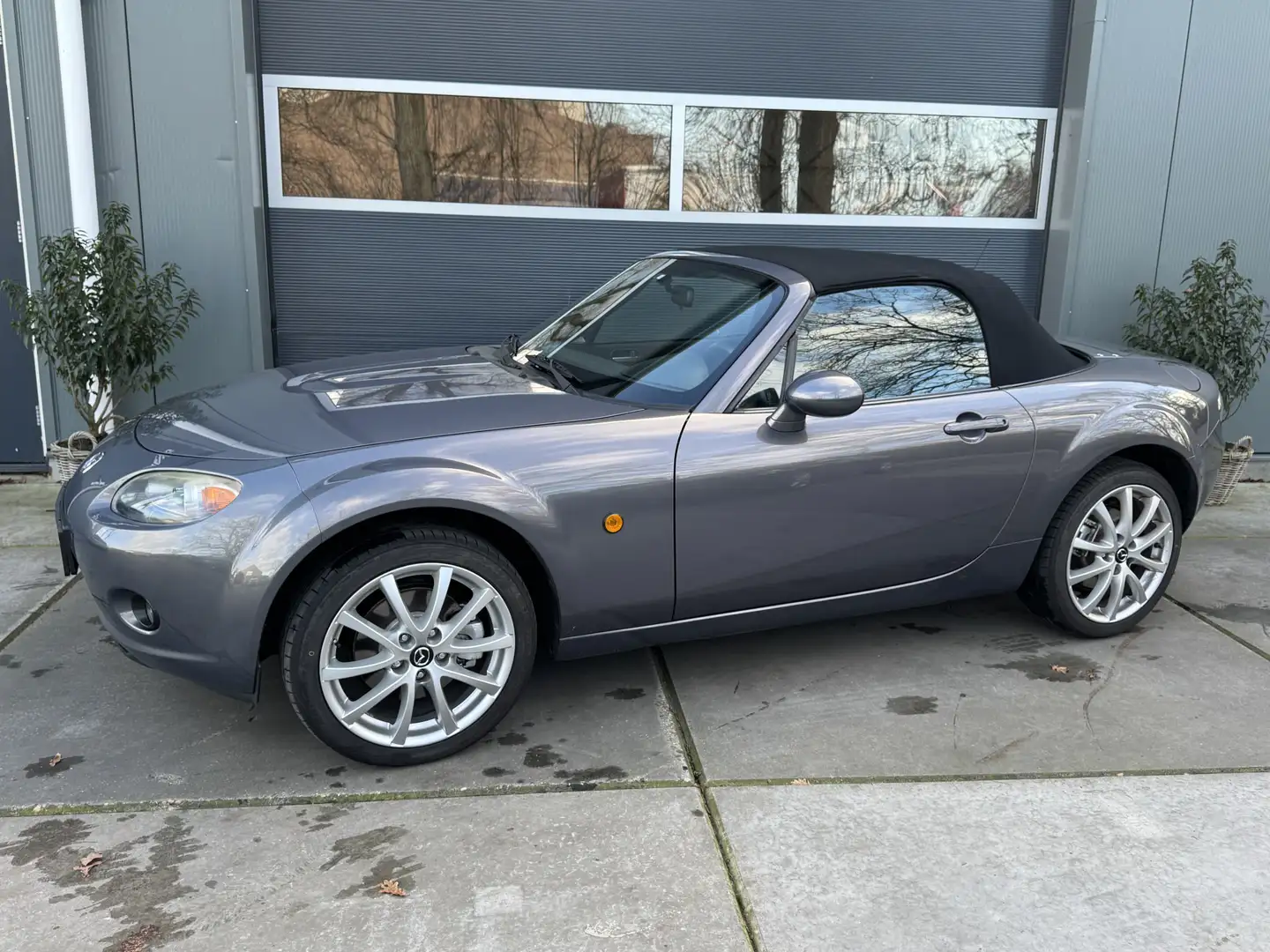 Mazda MX-5 1.8 127pk Exclusive Leder Stoelverwarming Airco LM Gris - 2