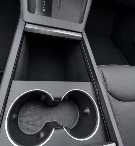 Tesla Model 3 view 13