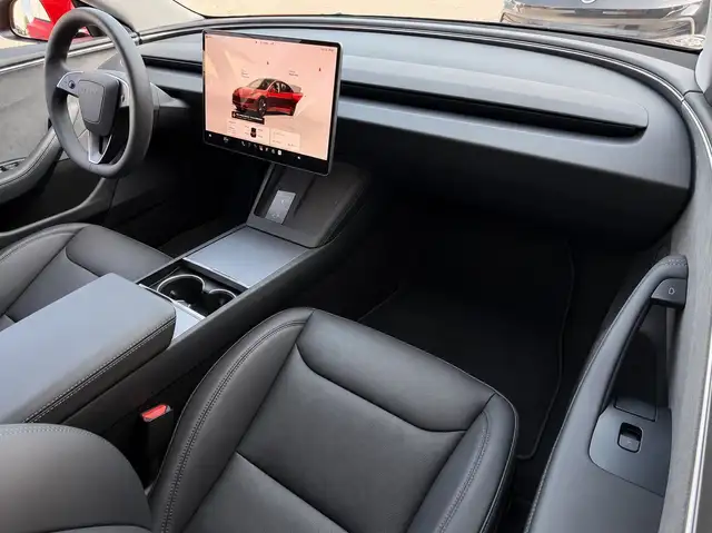 Tesla Model 3 view 11