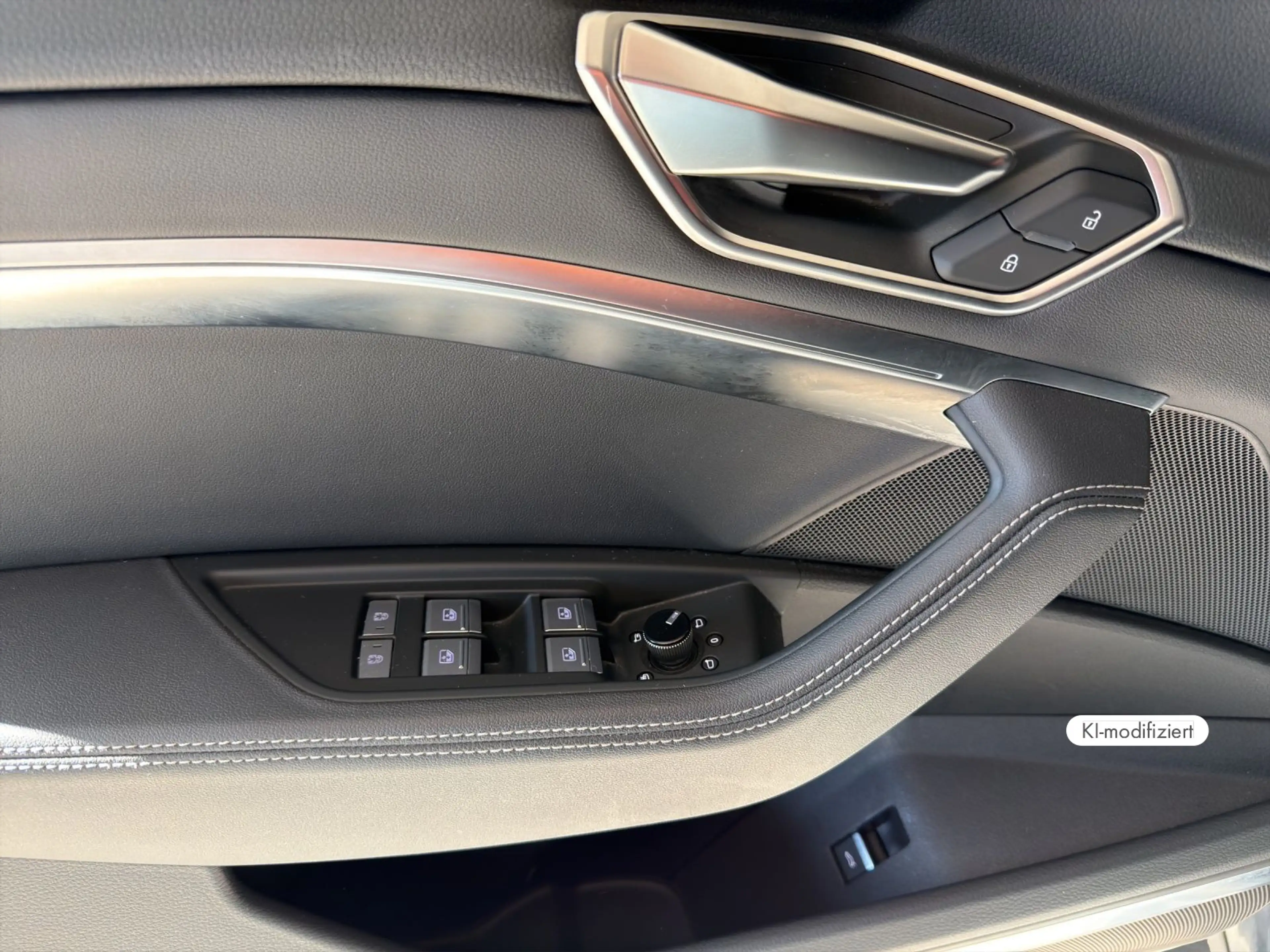 Audi Q8 e-tron advanced 50 e-tron quattro 250 kW — photo 13