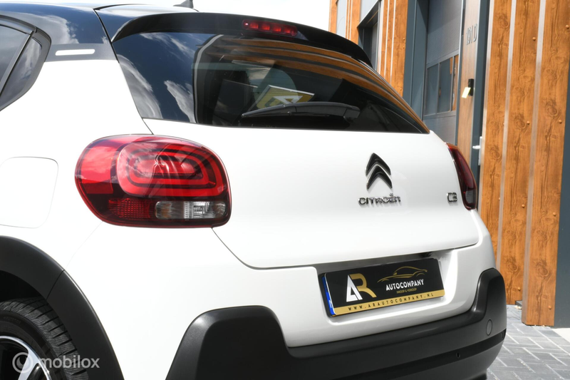 Citroen C3 1.2 PureTech Business — photo 8