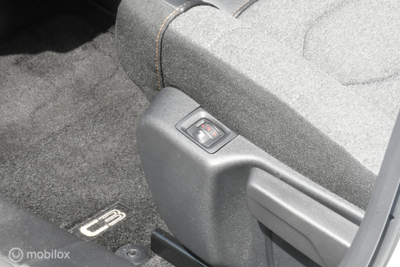 Citroen C3 1.2 PureTech Business — photo 12