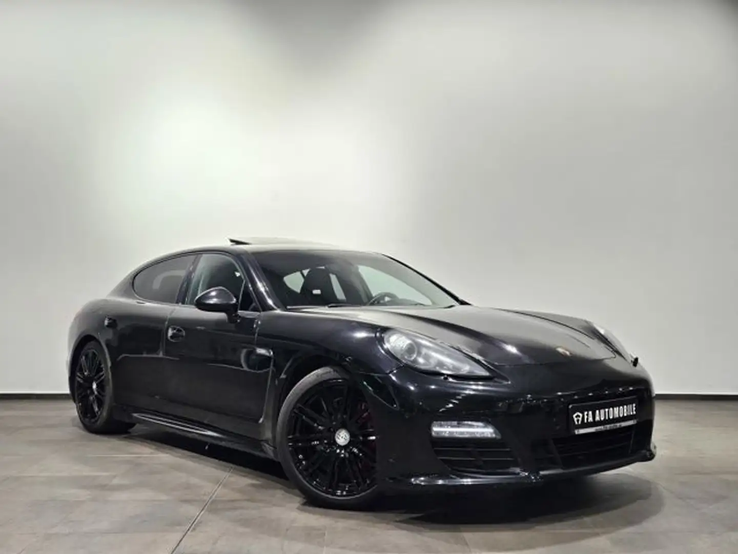 Porsche Panamera 4 S  Sport Chrono Pano Navi Kamera 20" Siyah - 2