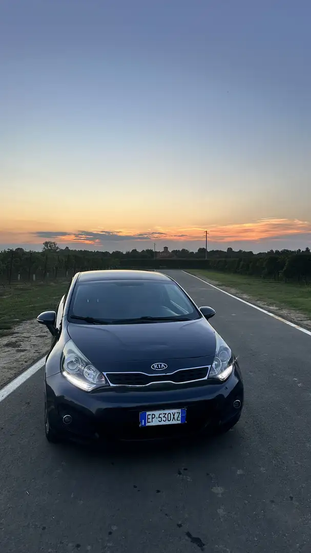 Kia Rio 3p 1.4 crdi EX - 2