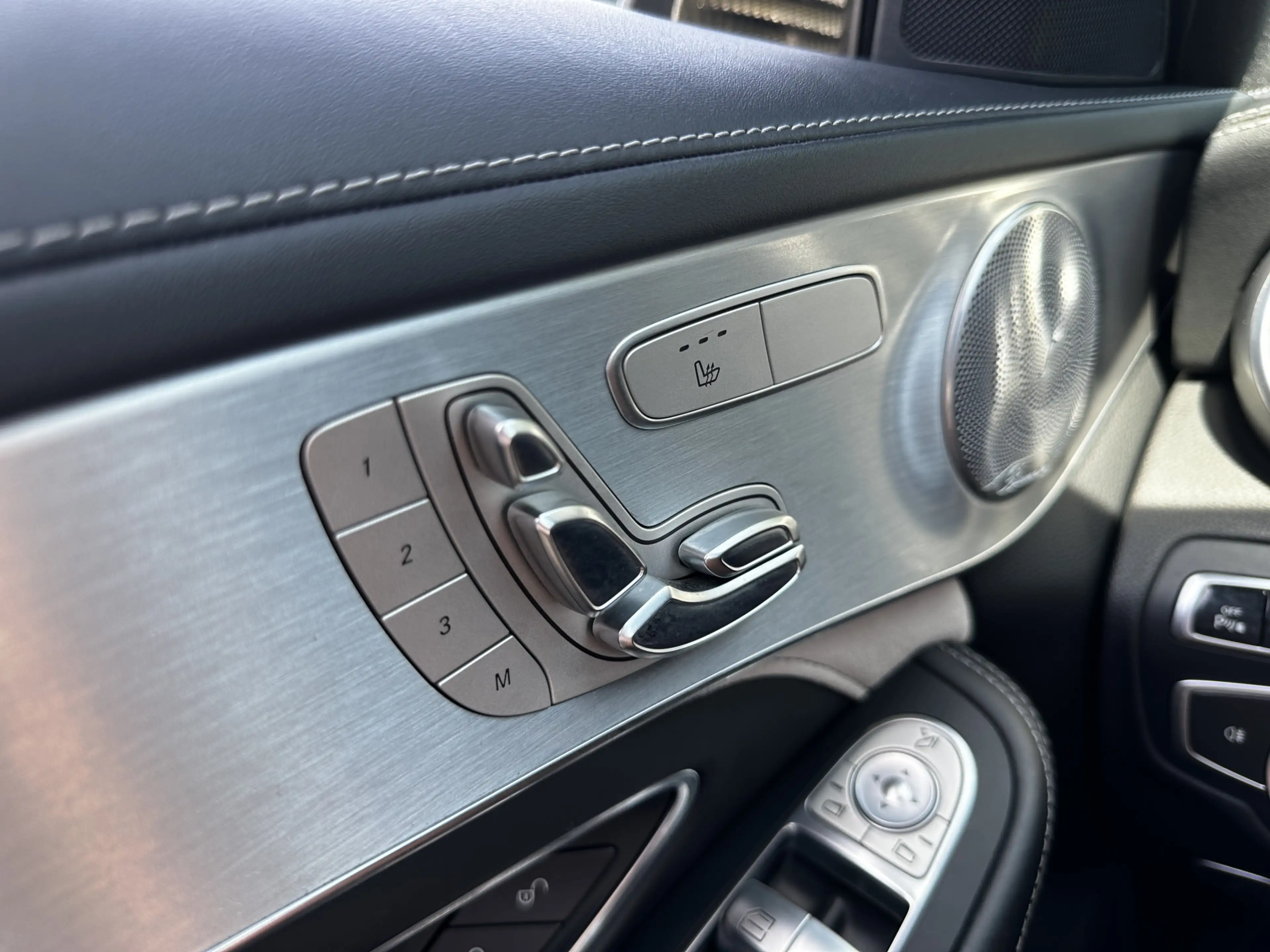 Mercedes-Benz C 63 AMG S |SCHAALSTOELEN|PANO|BURMESTER|360°|SPORT UITLAAT — photo 24