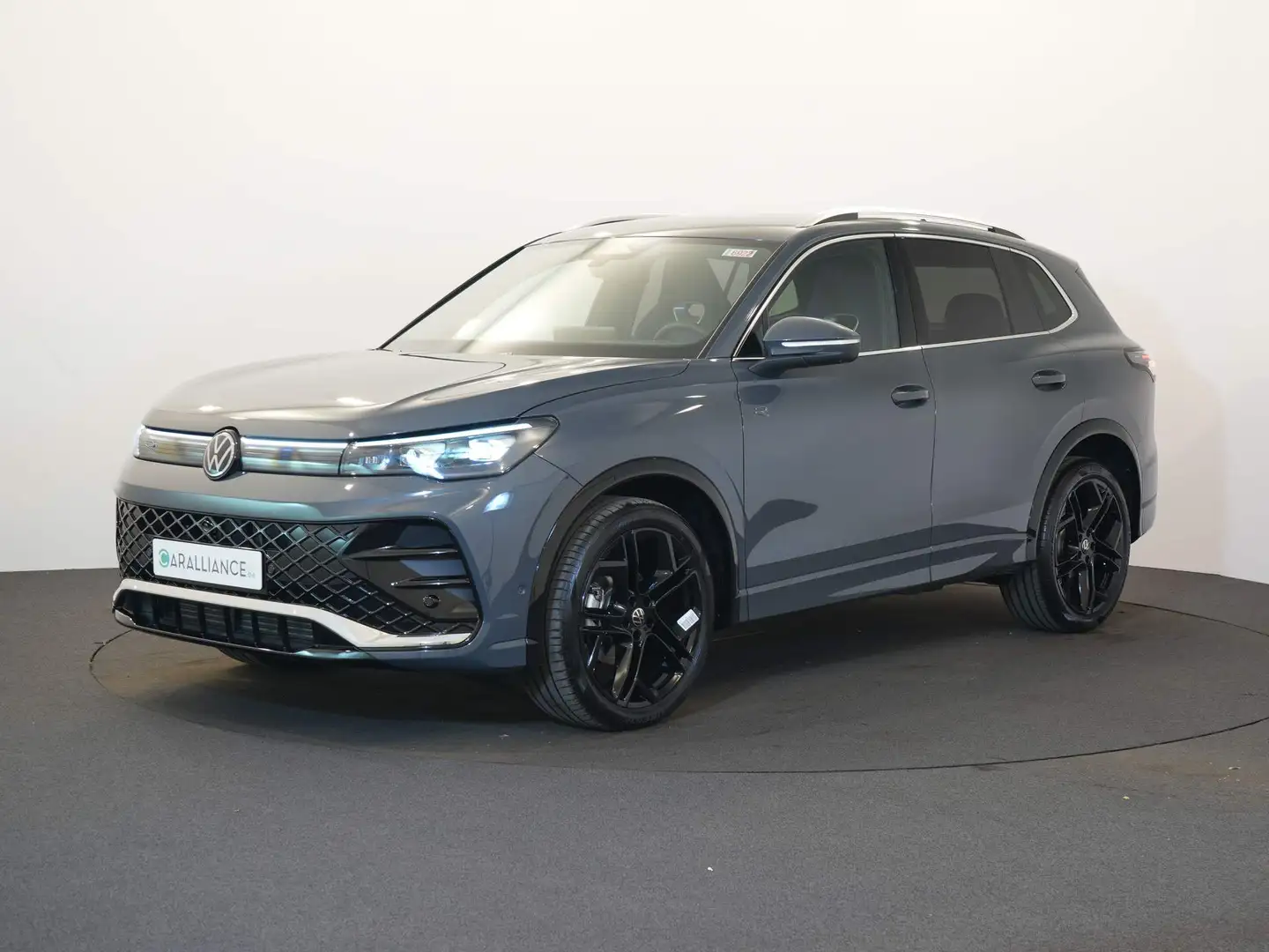 Volkswagen Tiguan R-LINE 1.5eTSi DSG|DCC|ProMax15"/38cm|JA20|Matrix. Gris - 1