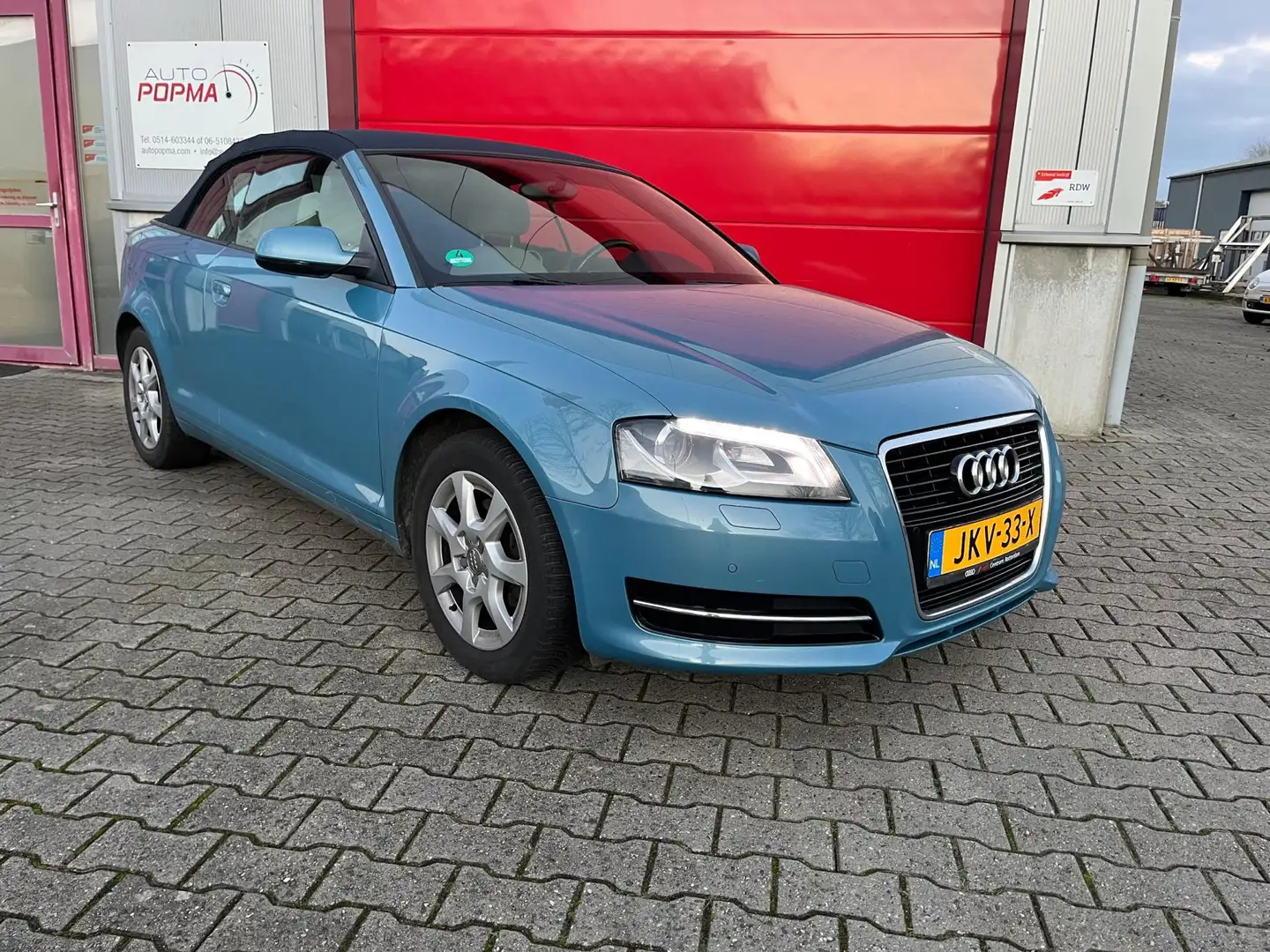 Audi A3 Cabriolet 2.0 TDI 140pk Attraction Automaat / Auto Blau - 1