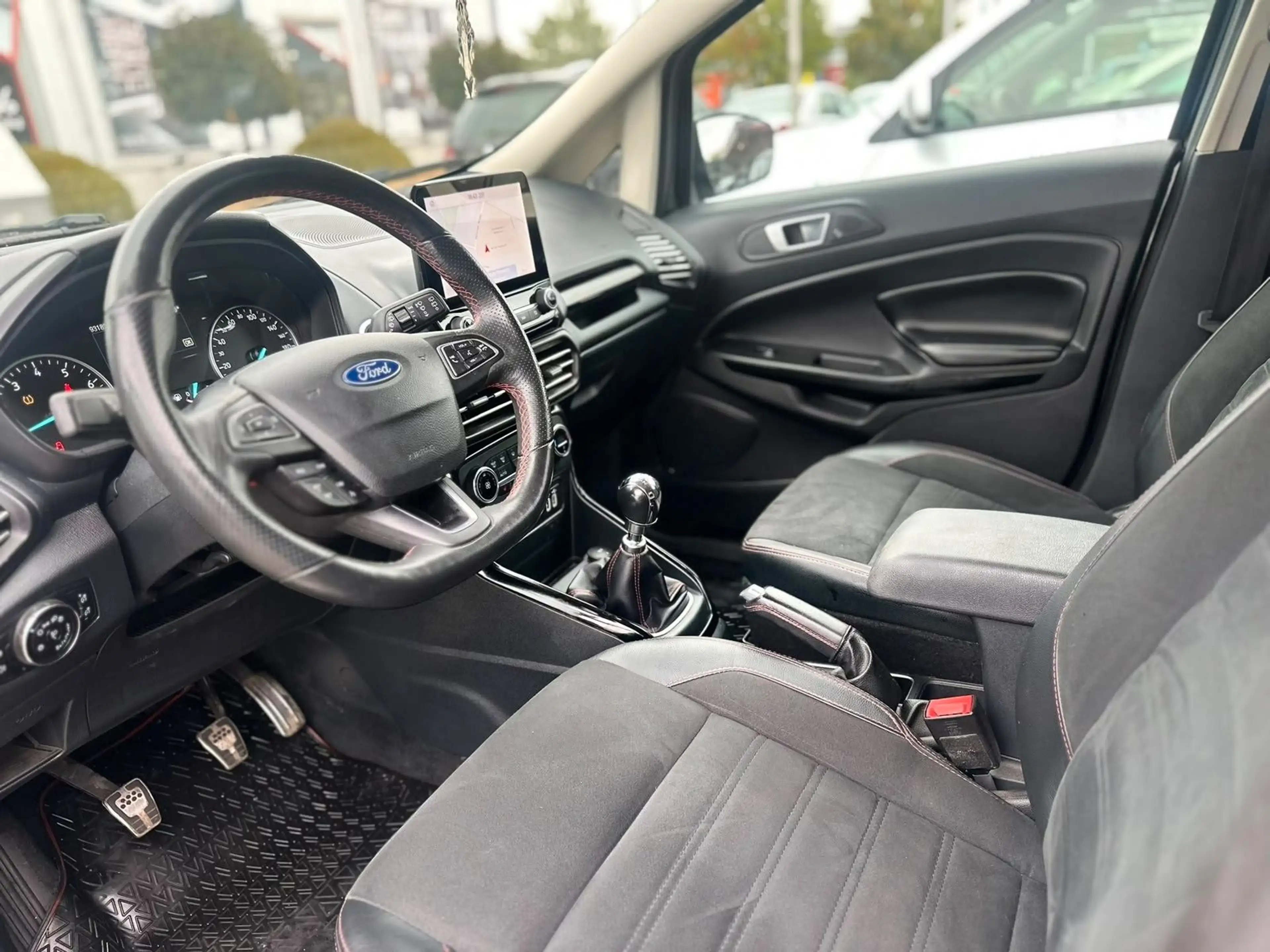 Ford EcoSport 1,0 EcoBoost 92kW ST-Line — photo 7