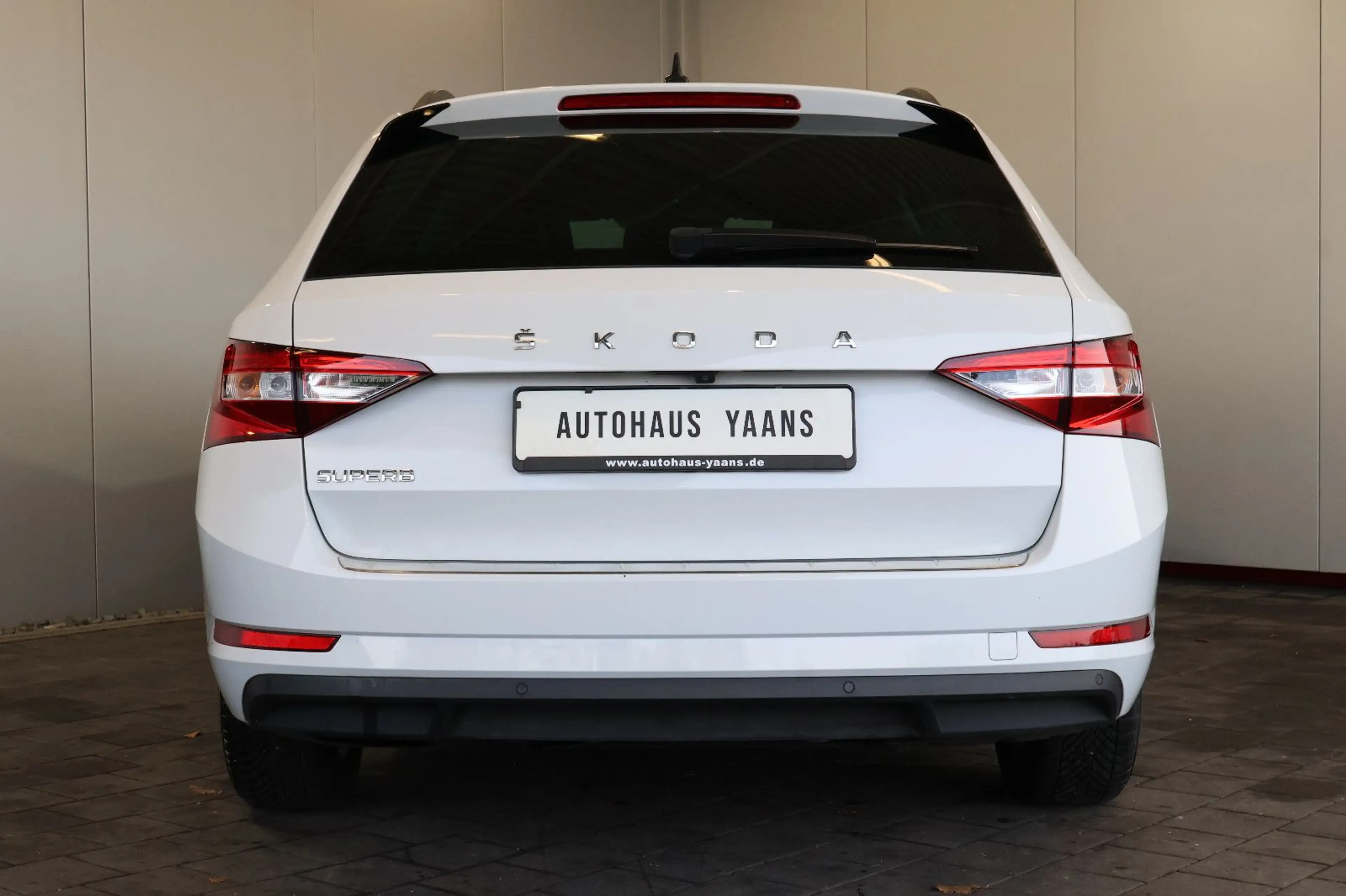 Skoda Superb 2.0 TDI Ambition AID+ACC+SIDE+KAM+LED+KEY — photo 5