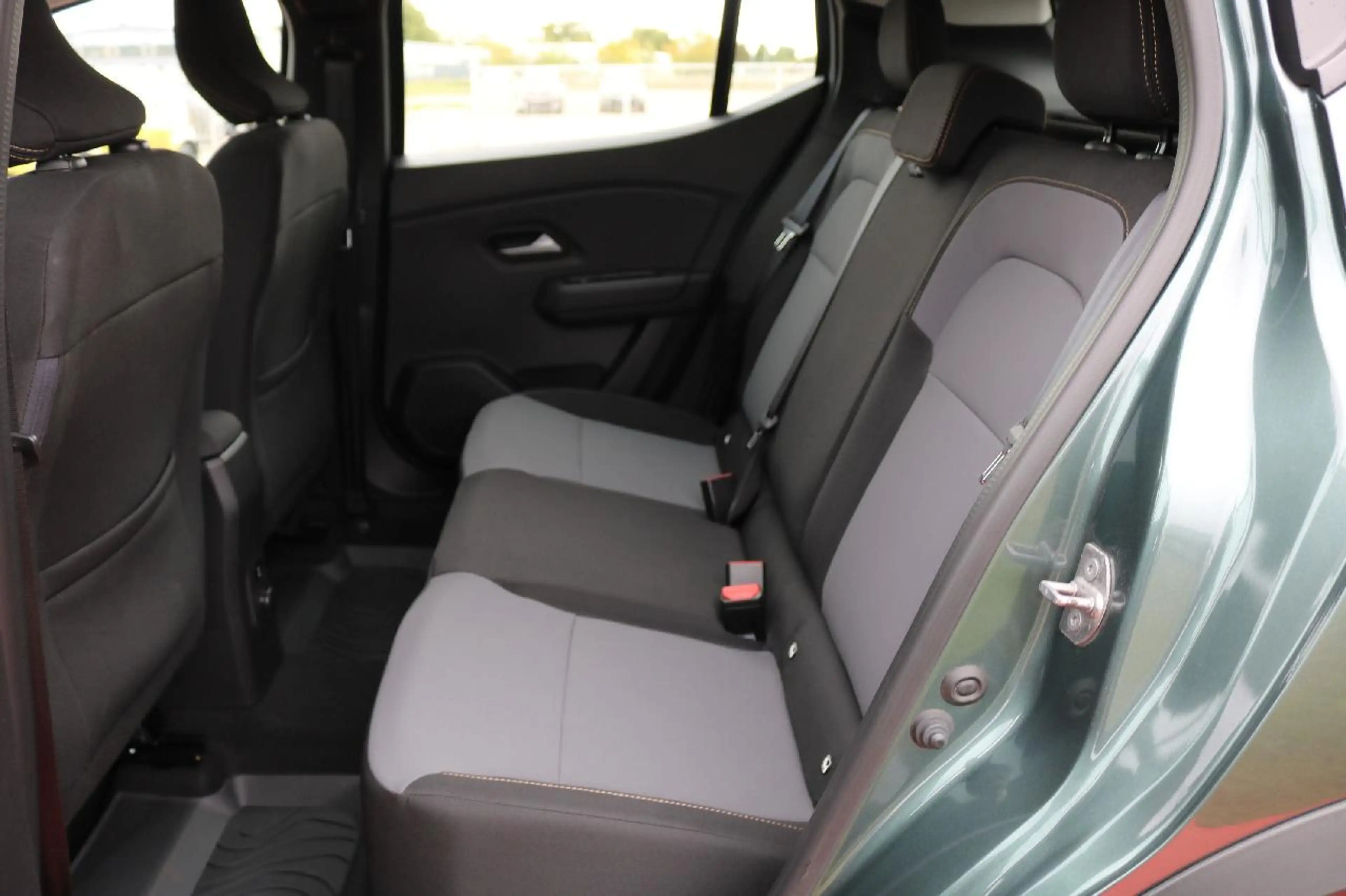 Dacia Sandero Stepway Extreme+ — photo 9