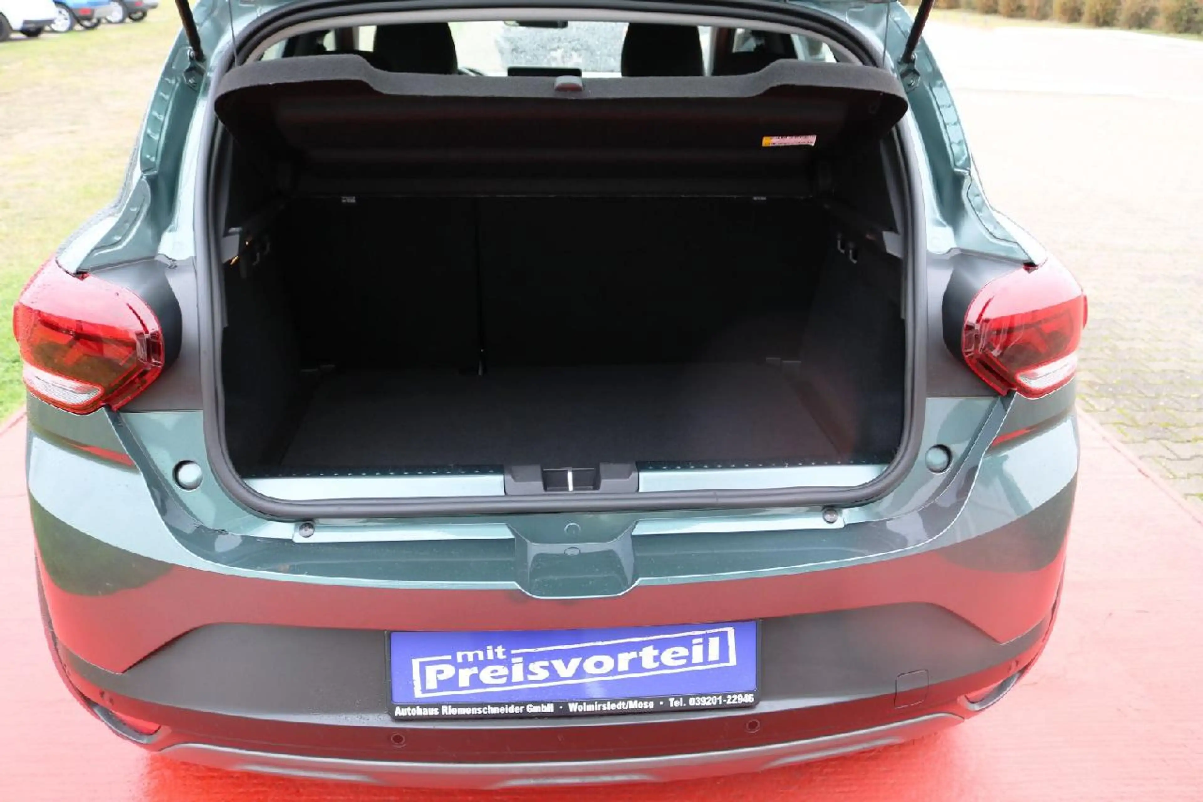 Dacia Sandero Stepway Extreme+ — photo 15