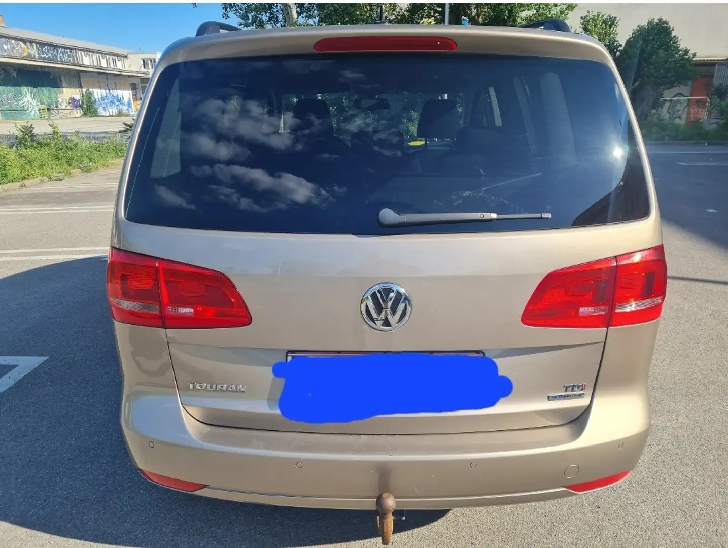 Volkswagen Touran Trendline 1,6 BMT TDI DPF DSG - 2
