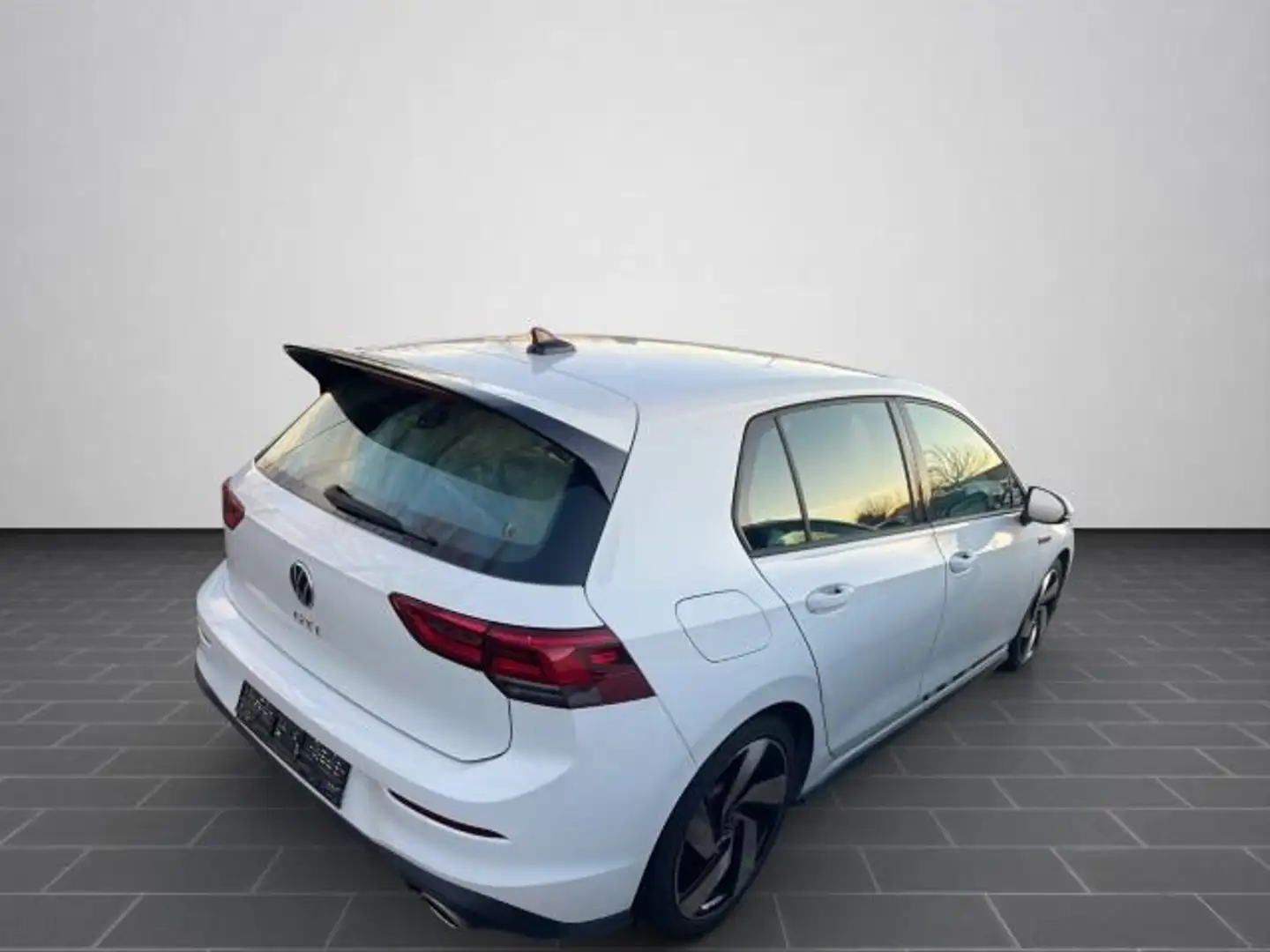 Volkswagen Golf VIII 2.0 TSI Clubsport DSG NAVI/LED/PDC/Sit Weiß - 2