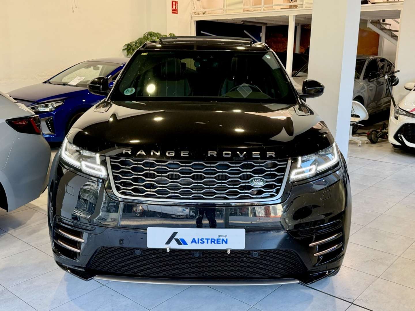 Land Rover Range Rover Velar 2.0D R-Dynamic S 4WD Aut. 240 -  - Joinsteer - #2