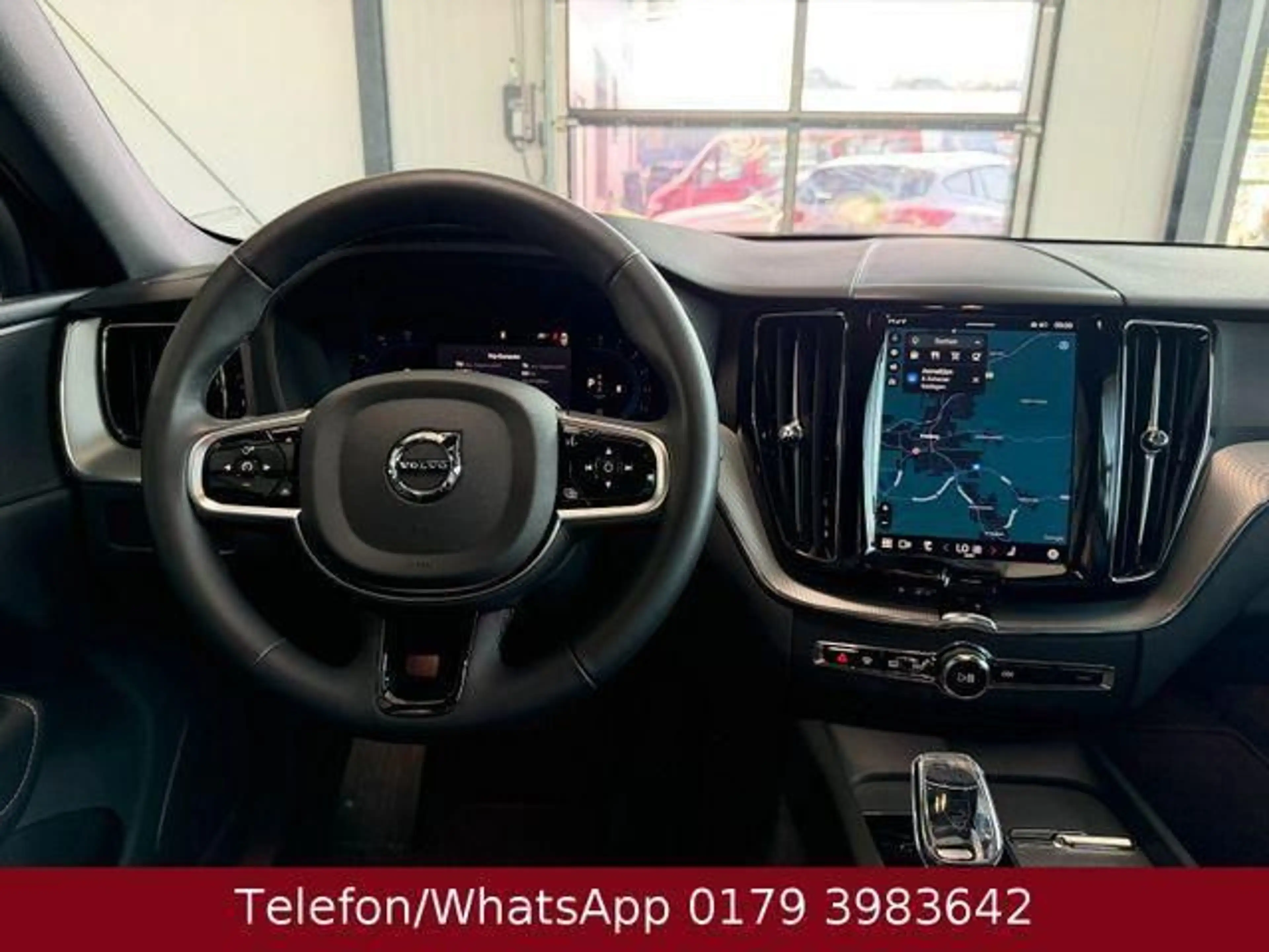 Volvo XC60 Plus Dark AWD 184 kW (250 PS), Automatik... — photo 12