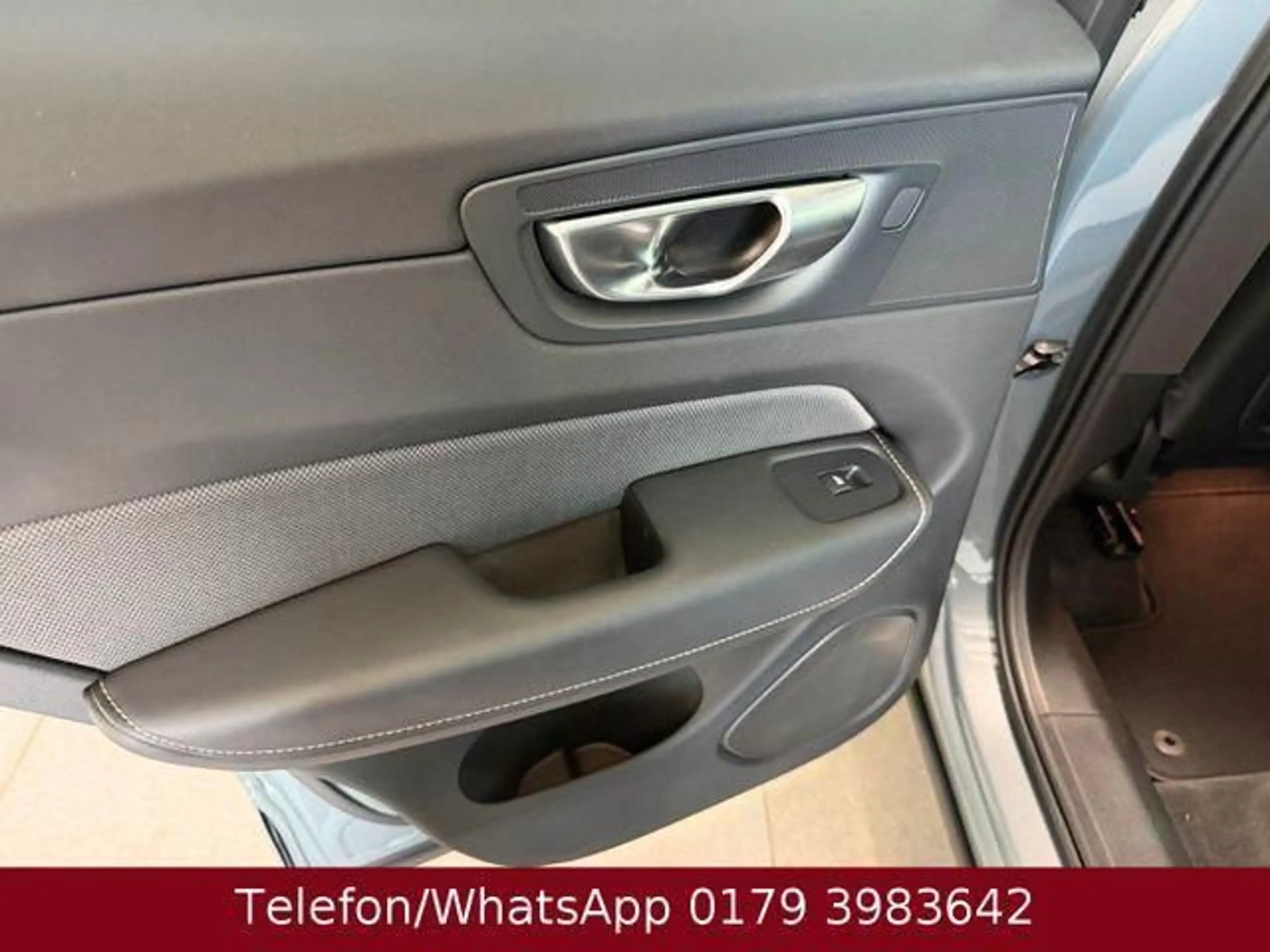 Volvo XC60 Plus Dark AWD 184 kW (250 PS), Automatik... — photo 15