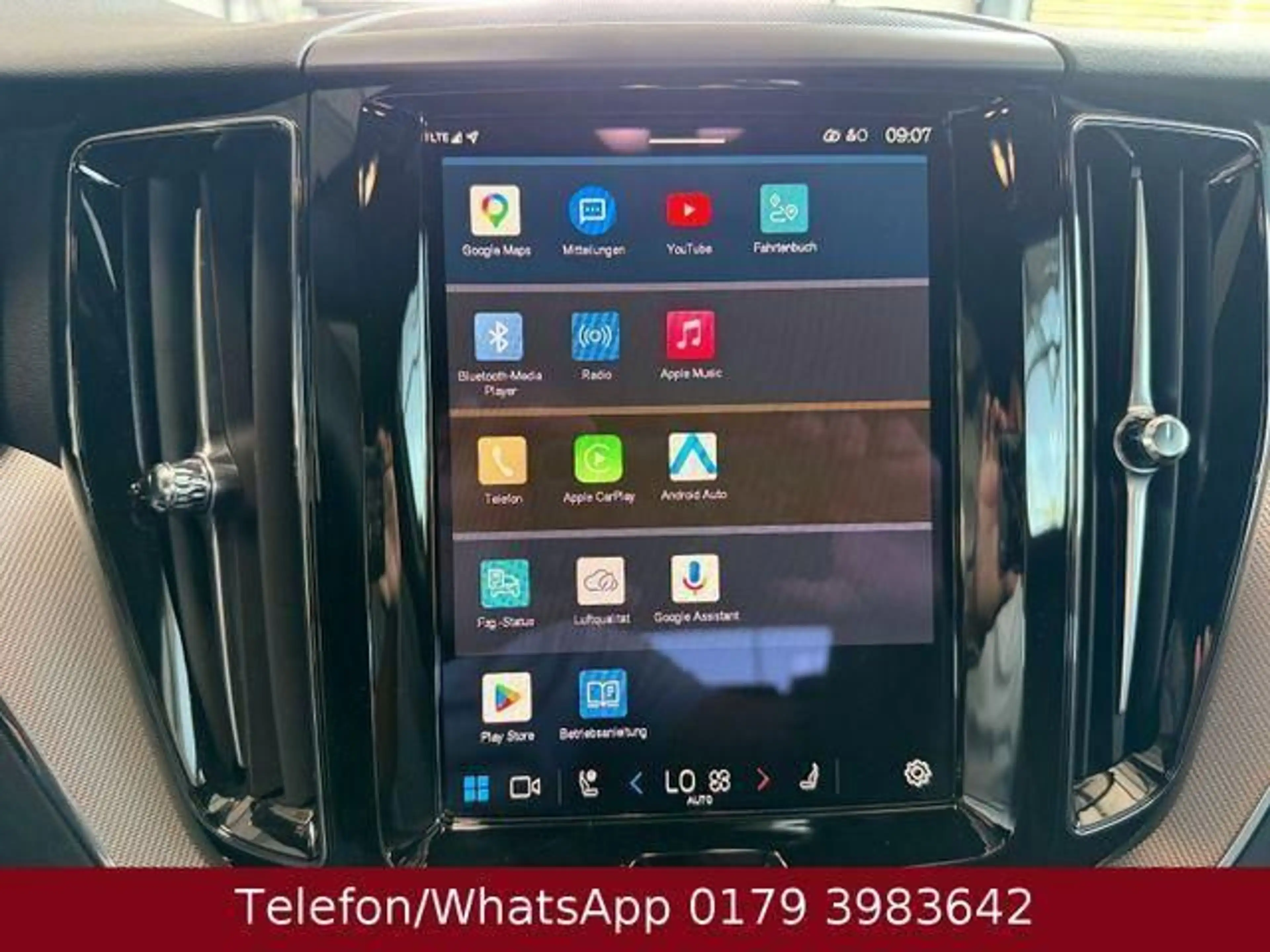 Volvo XC60 Plus Dark AWD 184 kW (250 PS), Automatik... — photo 13