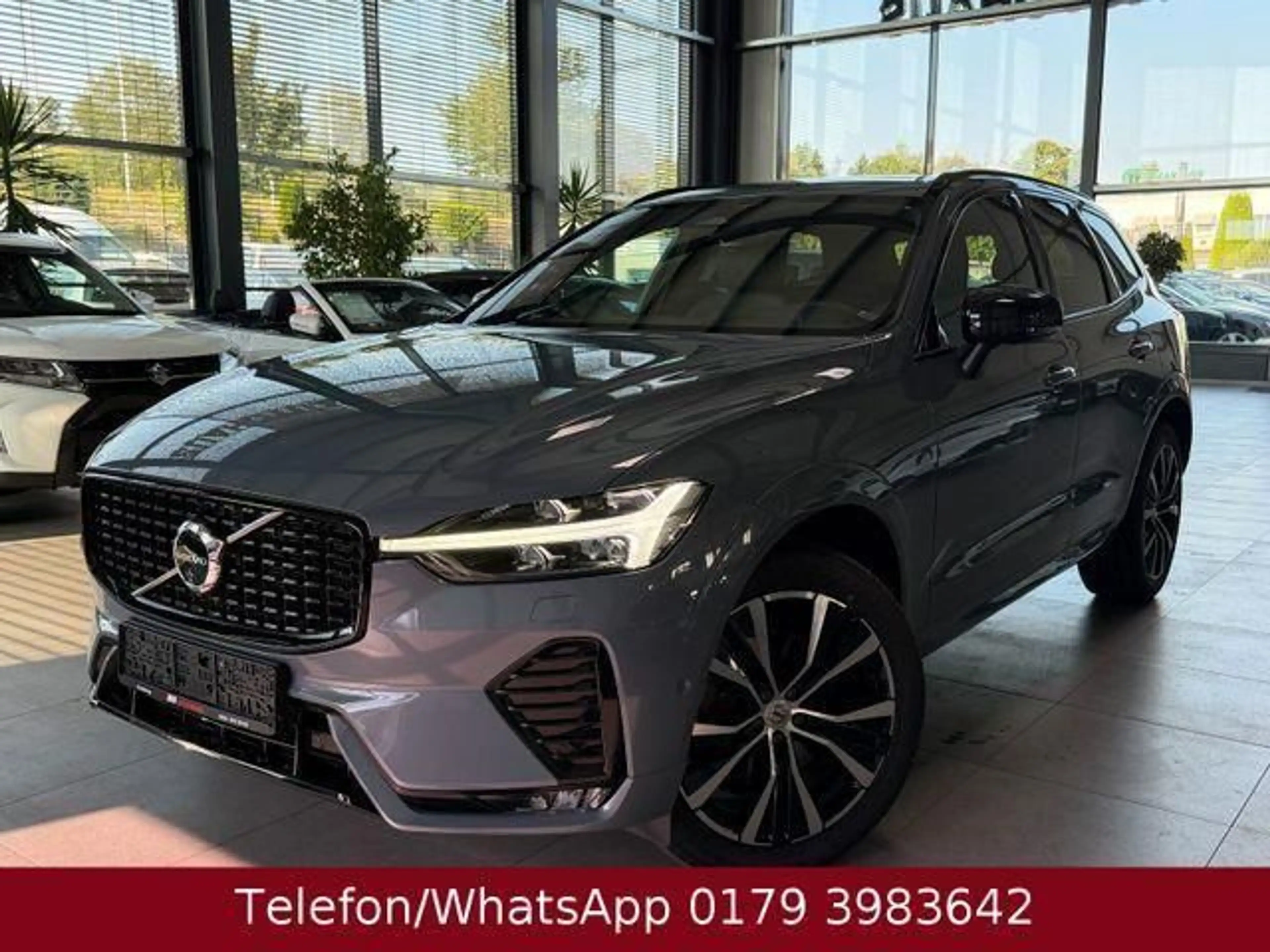 Volvo XC60 Plus Dark AWD 184 kW (250 PS), Automatik... — photo 3
