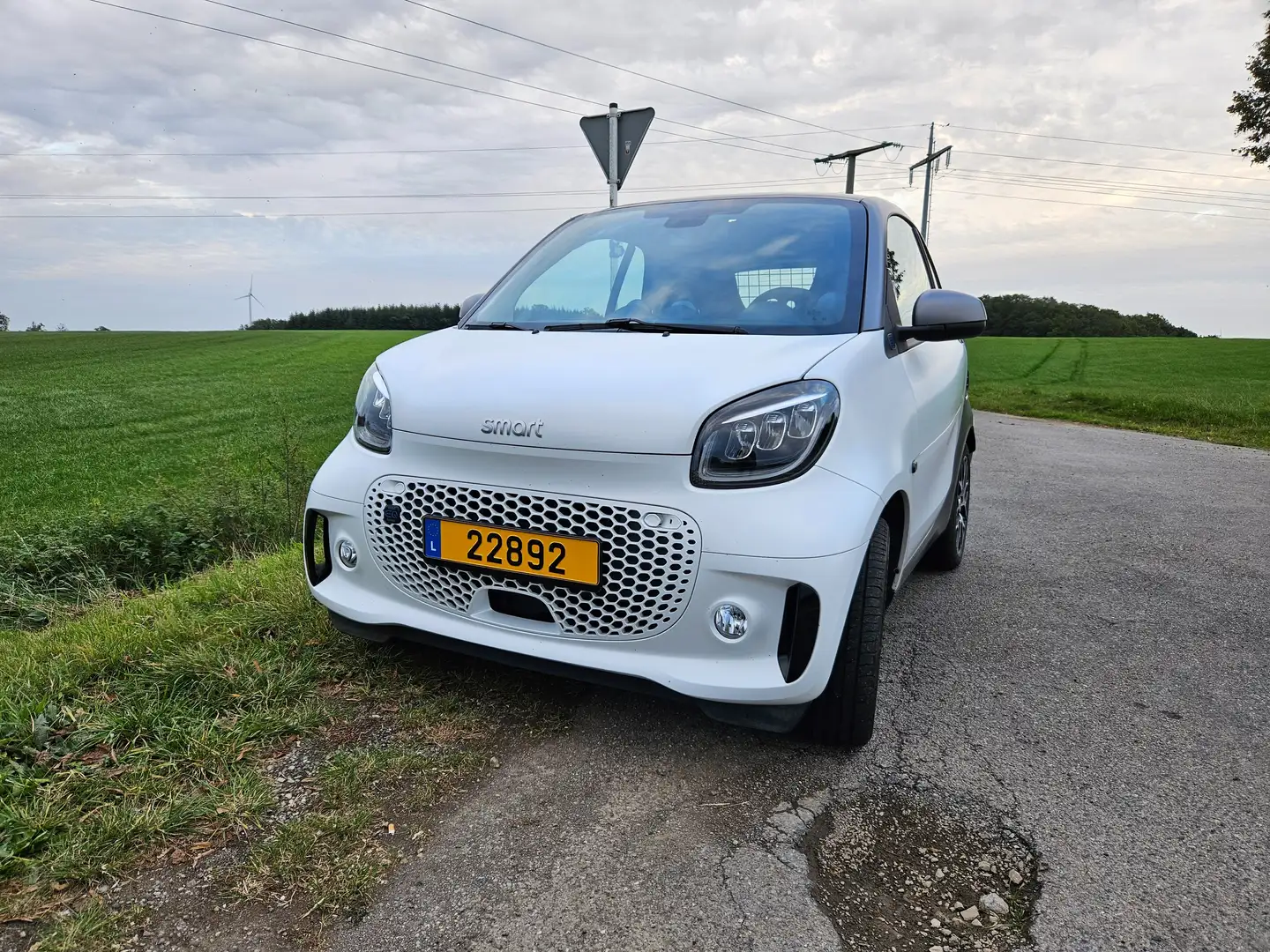 smart forTwo smart fortwo coupe EQ prime Blanc - 2