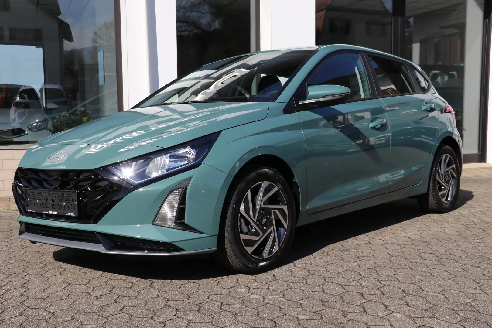 Hyundai i20 Select 1.2 Navigation, Sitzheizung Grün - 1