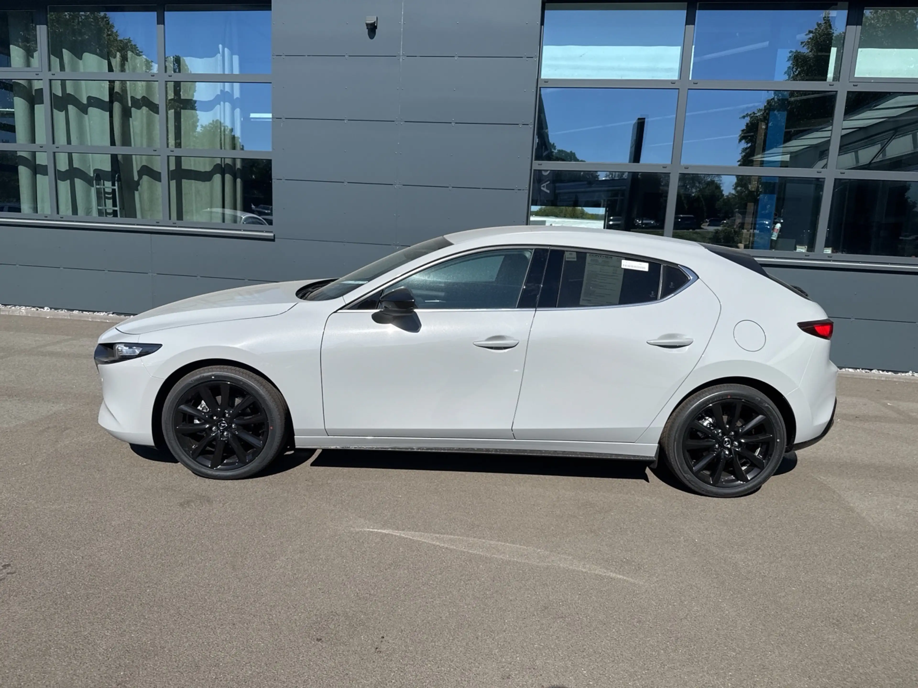 Mazda 3 Homura 140 Automatik Metallic — photo 2