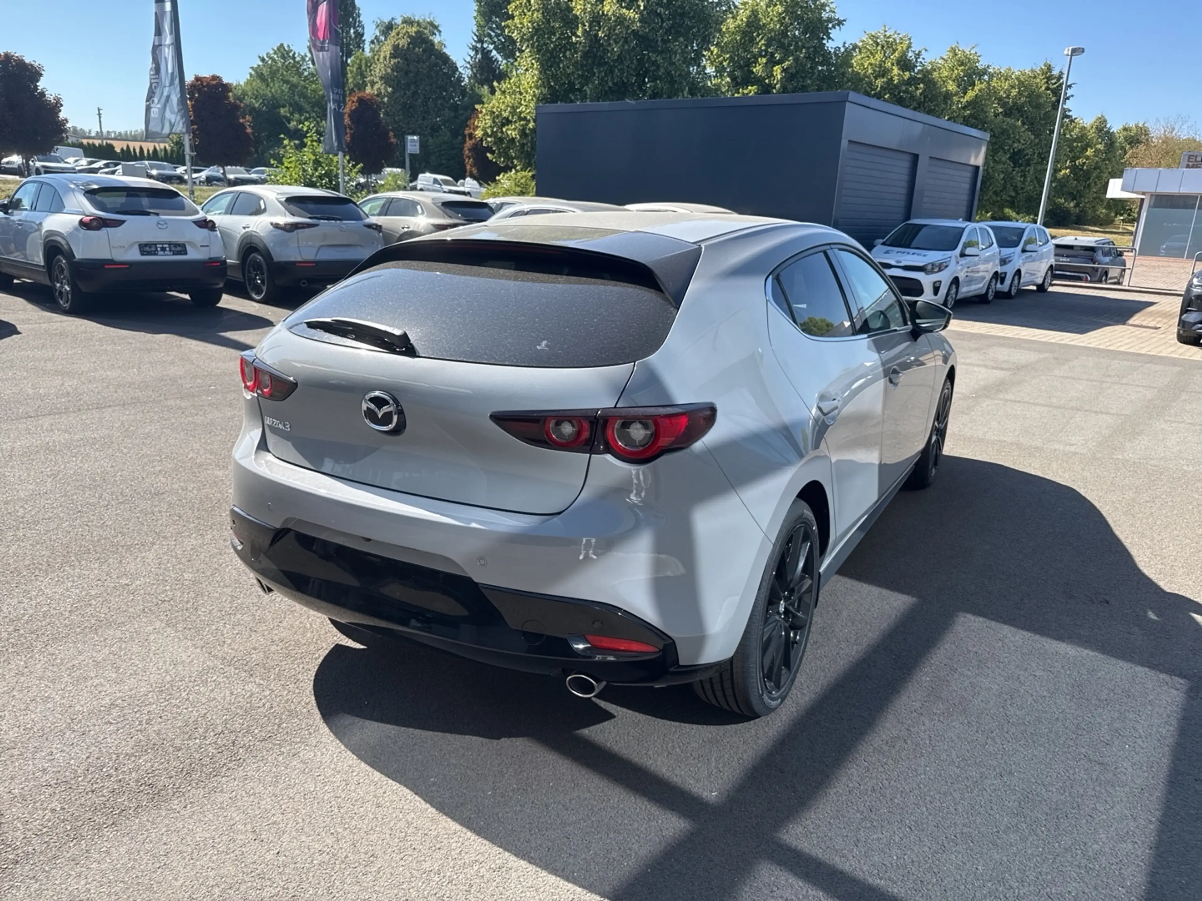 Mazda 3 Homura 140 Automatik Metallic — photo 4