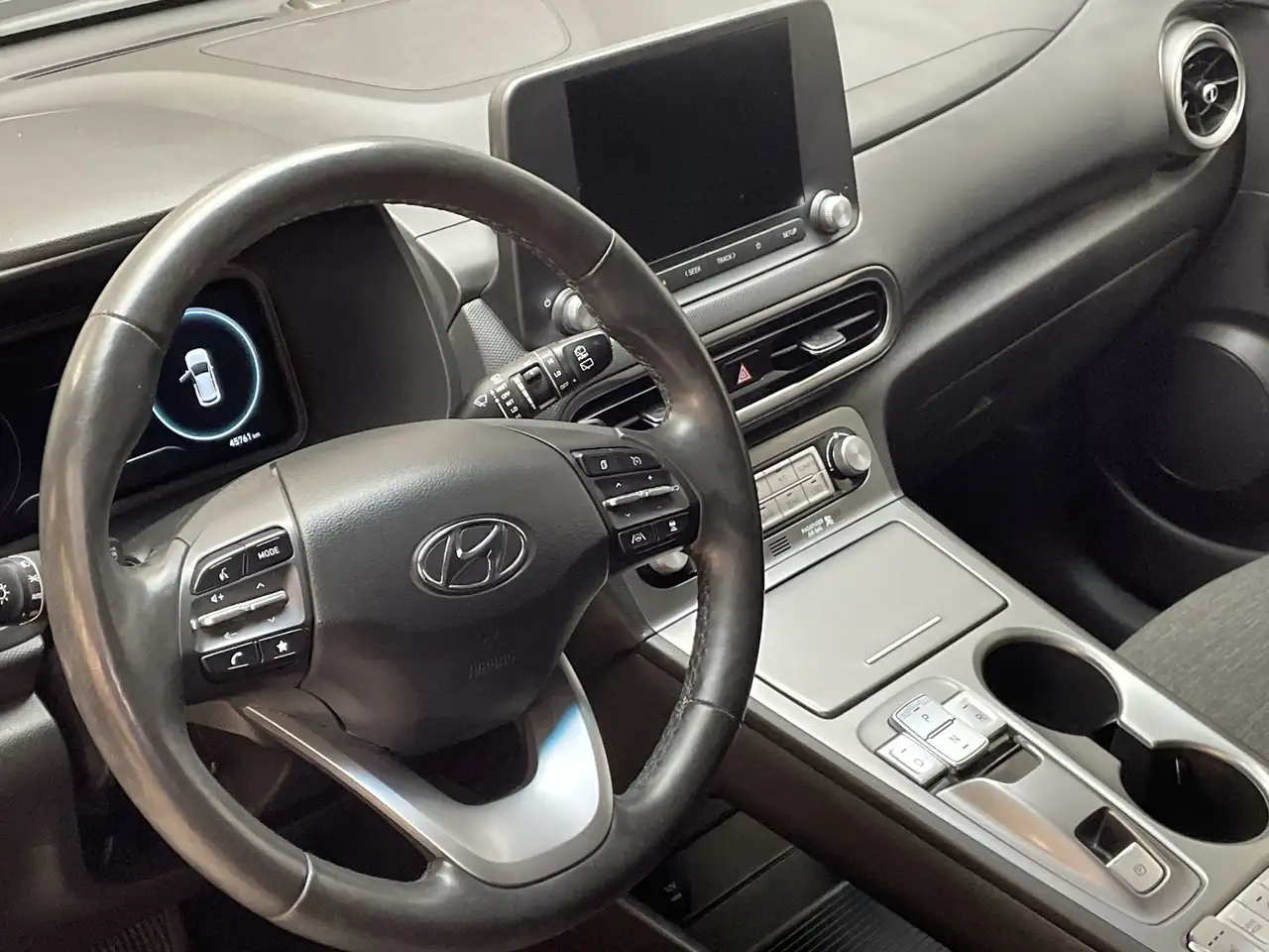 Hyundai KONA снимка Hyundai KONA