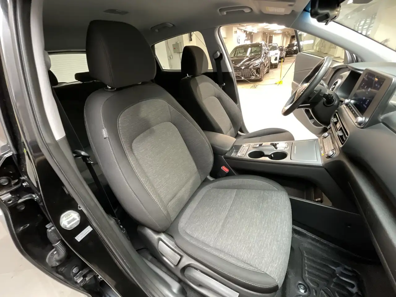 Hyundai KONA снимка Hyundai KONA