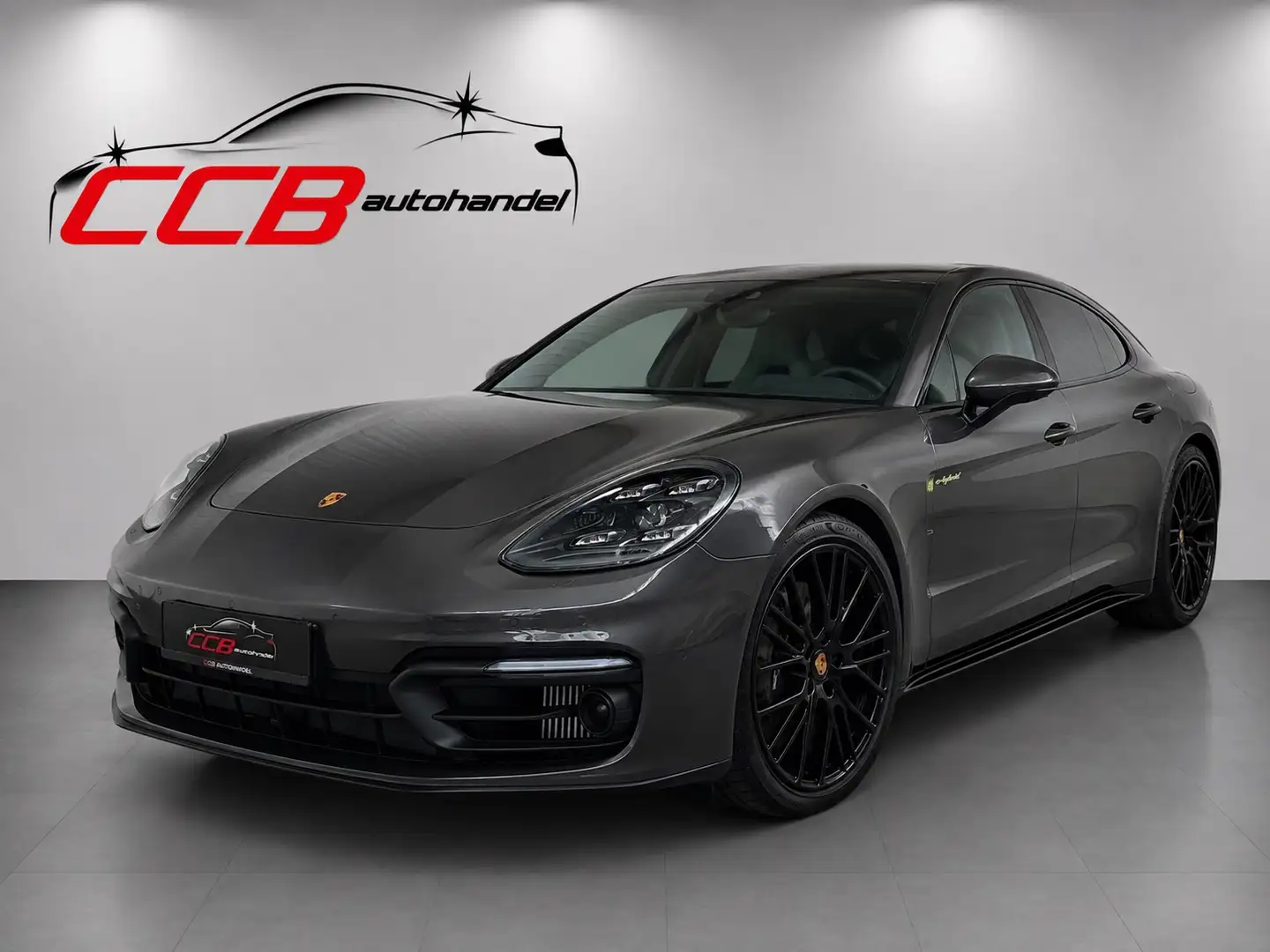 Porsche Panamera 4 E-Hybrid Approved bis 06/2027 Braun - 1