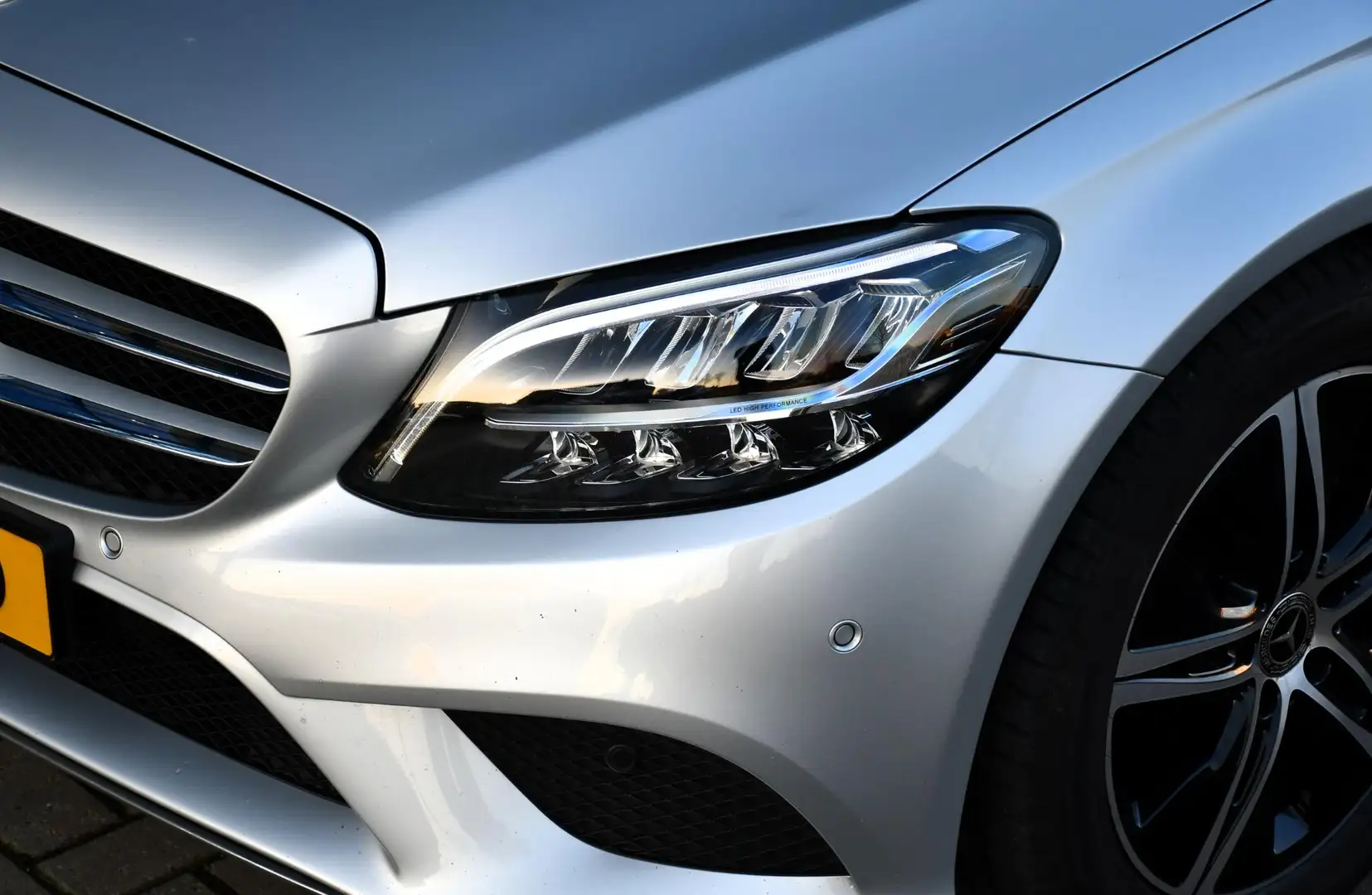 Mercedes-Benz C 200 Estate Business Solution Avantgarde Grijs - 2