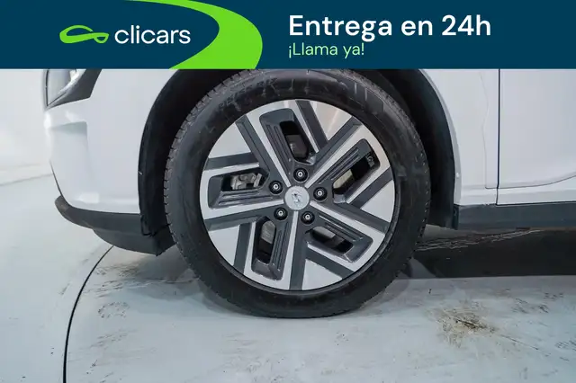 Hyundai Kona view 11