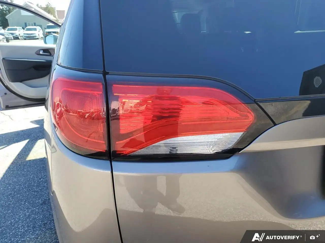 Chrysler Pacifica снимка Chrysler Pacifica