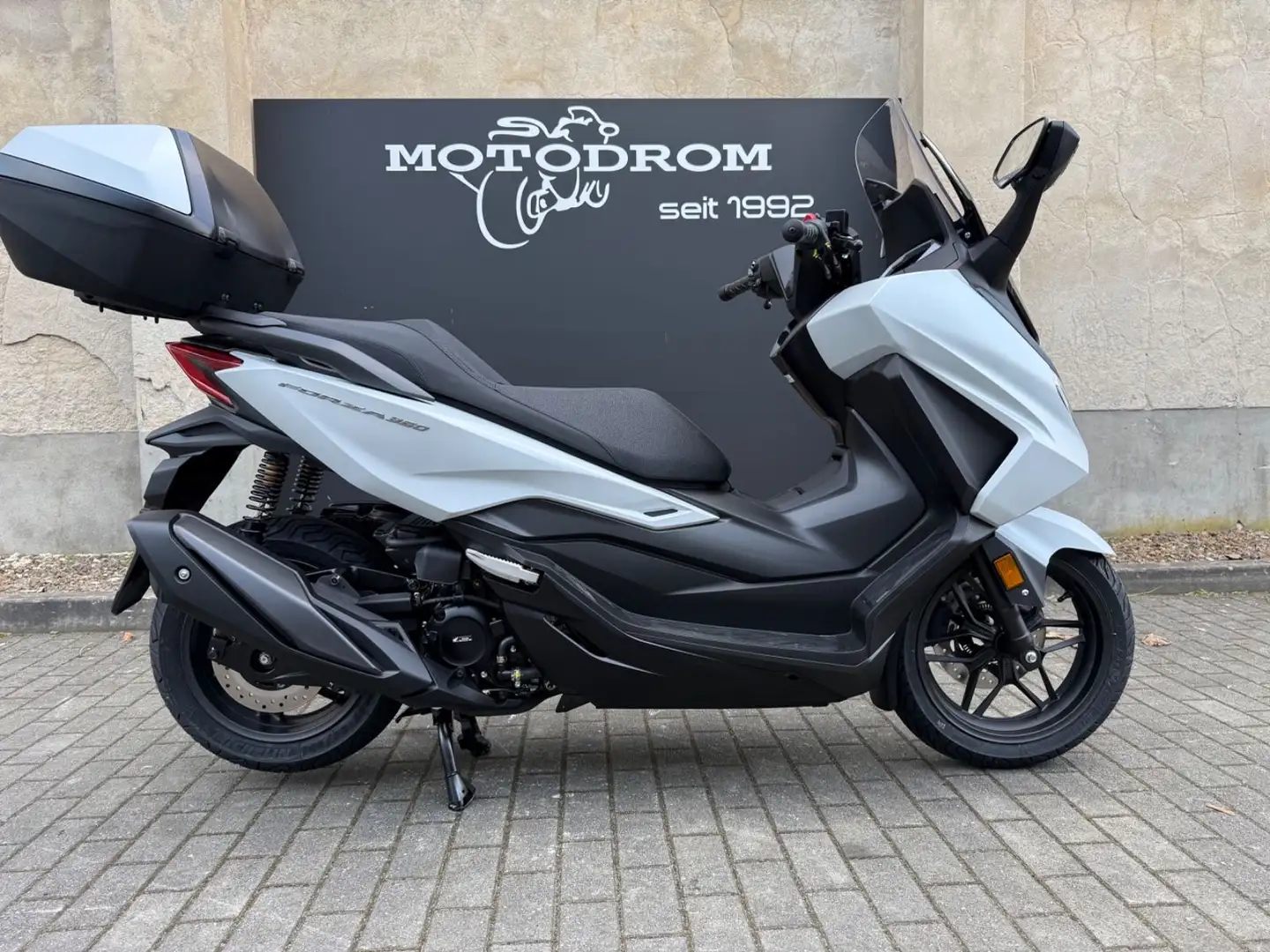 Honda Forza 350 inkl. Preisgarantie Gris - 2