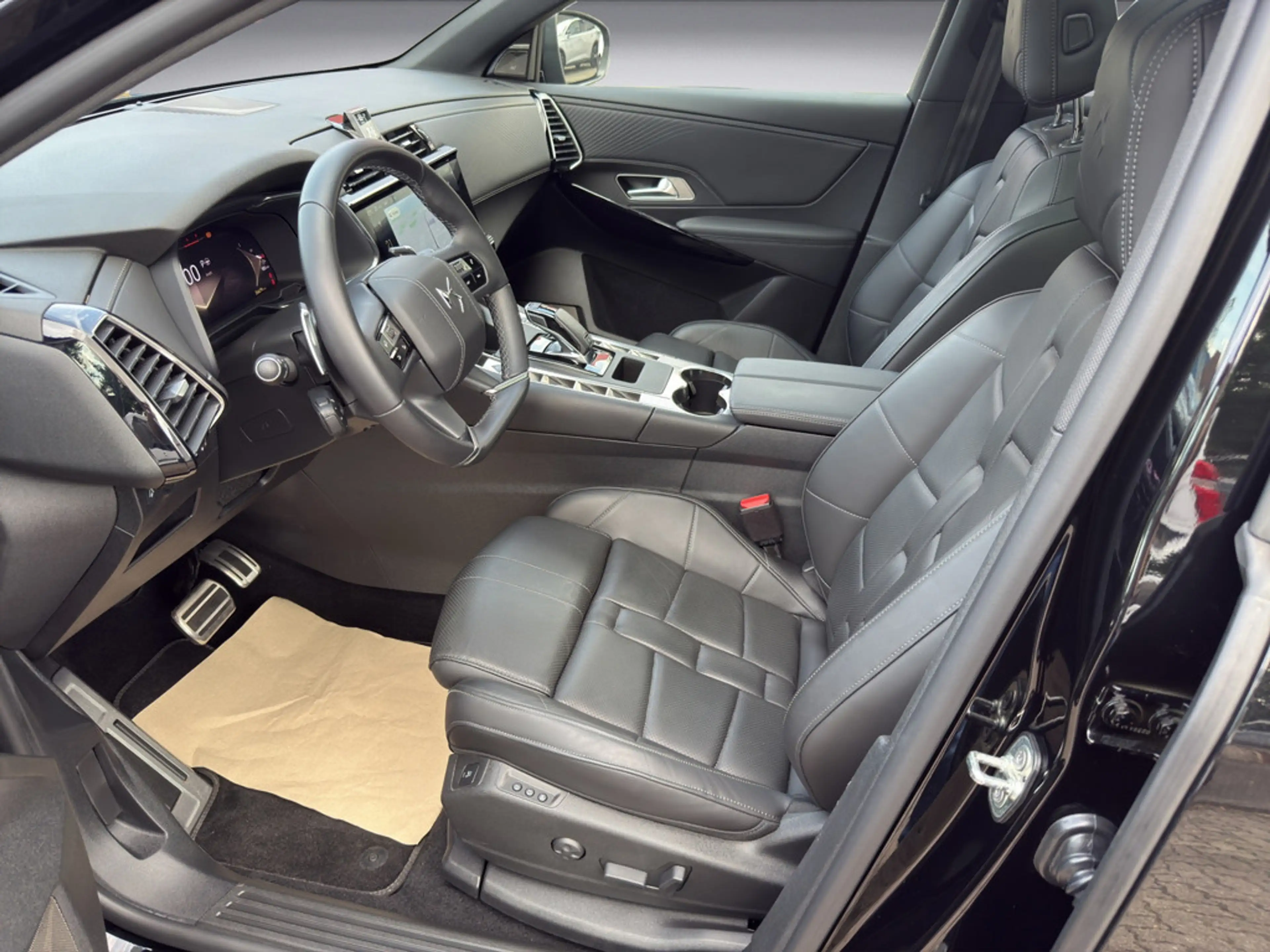 DS Automobiles DS 7 BlueHDI 130 Aut. OPERA LEDER Panoramadach — photo 10