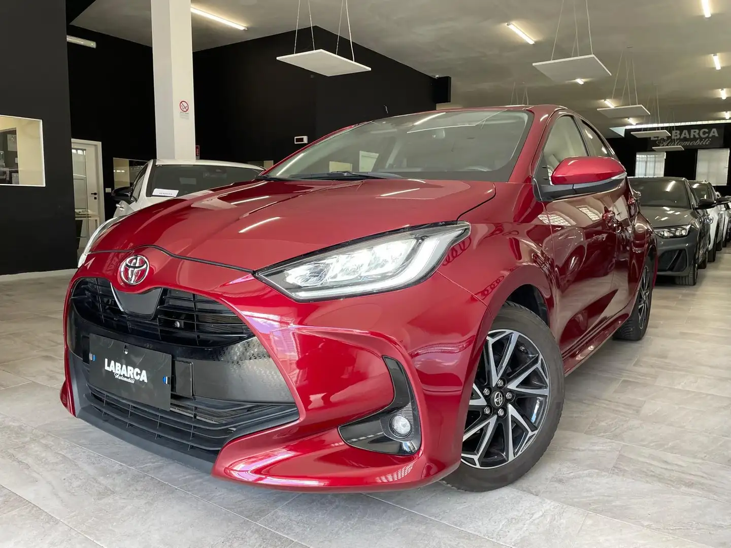 Toyota Yaris Yaris 1.0 5 porte Trend Czerwony - 1