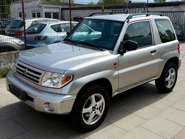 Mitsubishi Pajero 1,8 Comfort * AUTOMATIK*ZAHNRIEMEN NEU