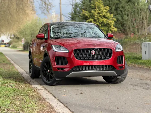 Jaguar E-Pace 2.0 D - SE - Garantie 12 mois