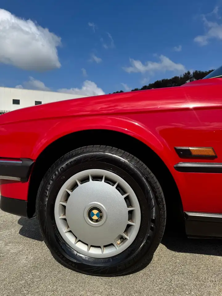 BMW 320i Cabrio L, foto 10